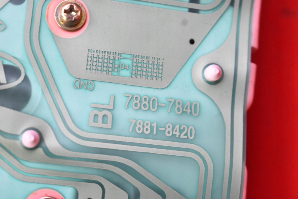 спидометр kia SORENTO I 2.5 механика ПРОБЕГ: 329488KM 94003-3E086