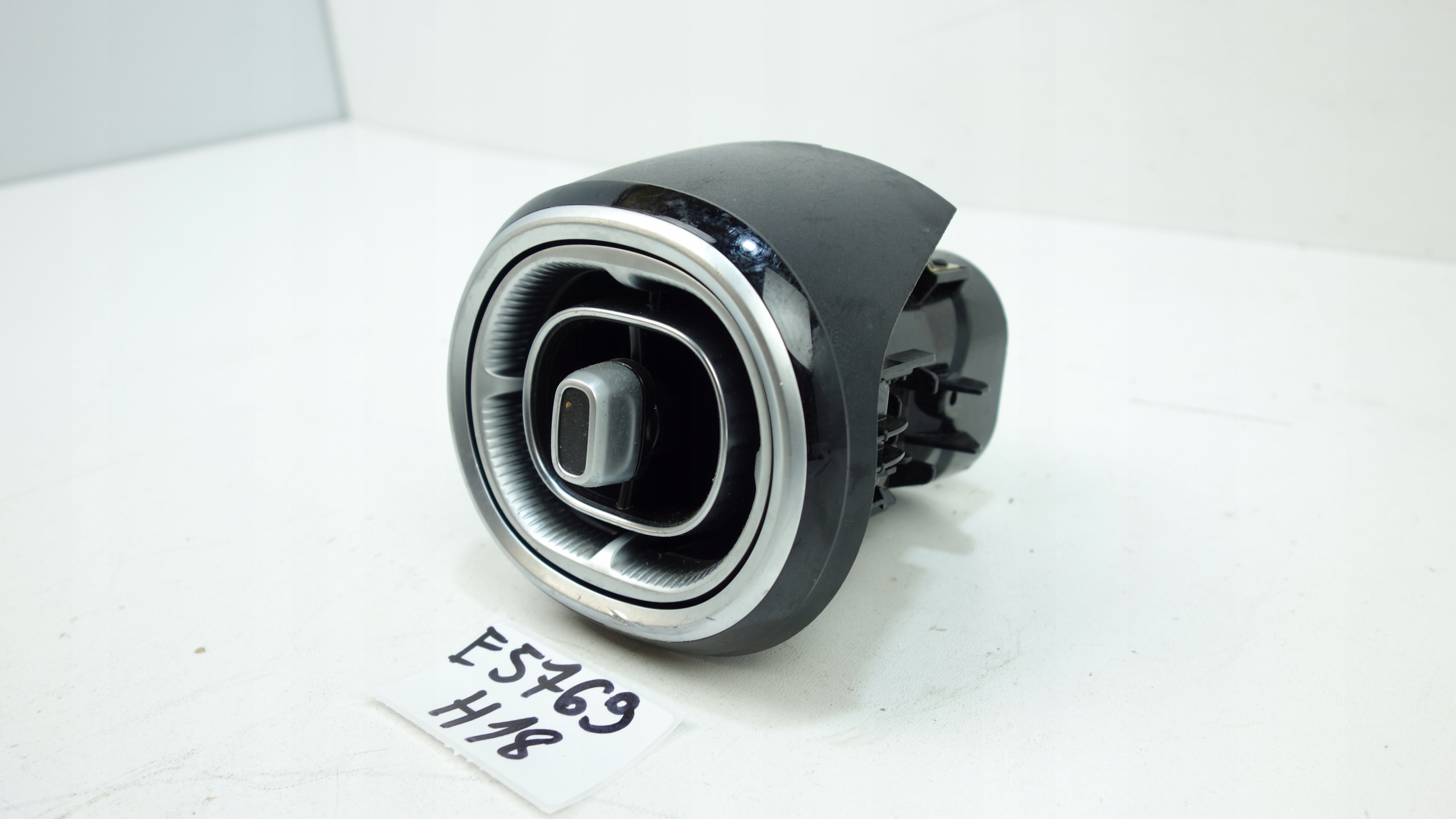 grid air conditioning devices MERCEDES-BENZ C W206 2021- A2068302305