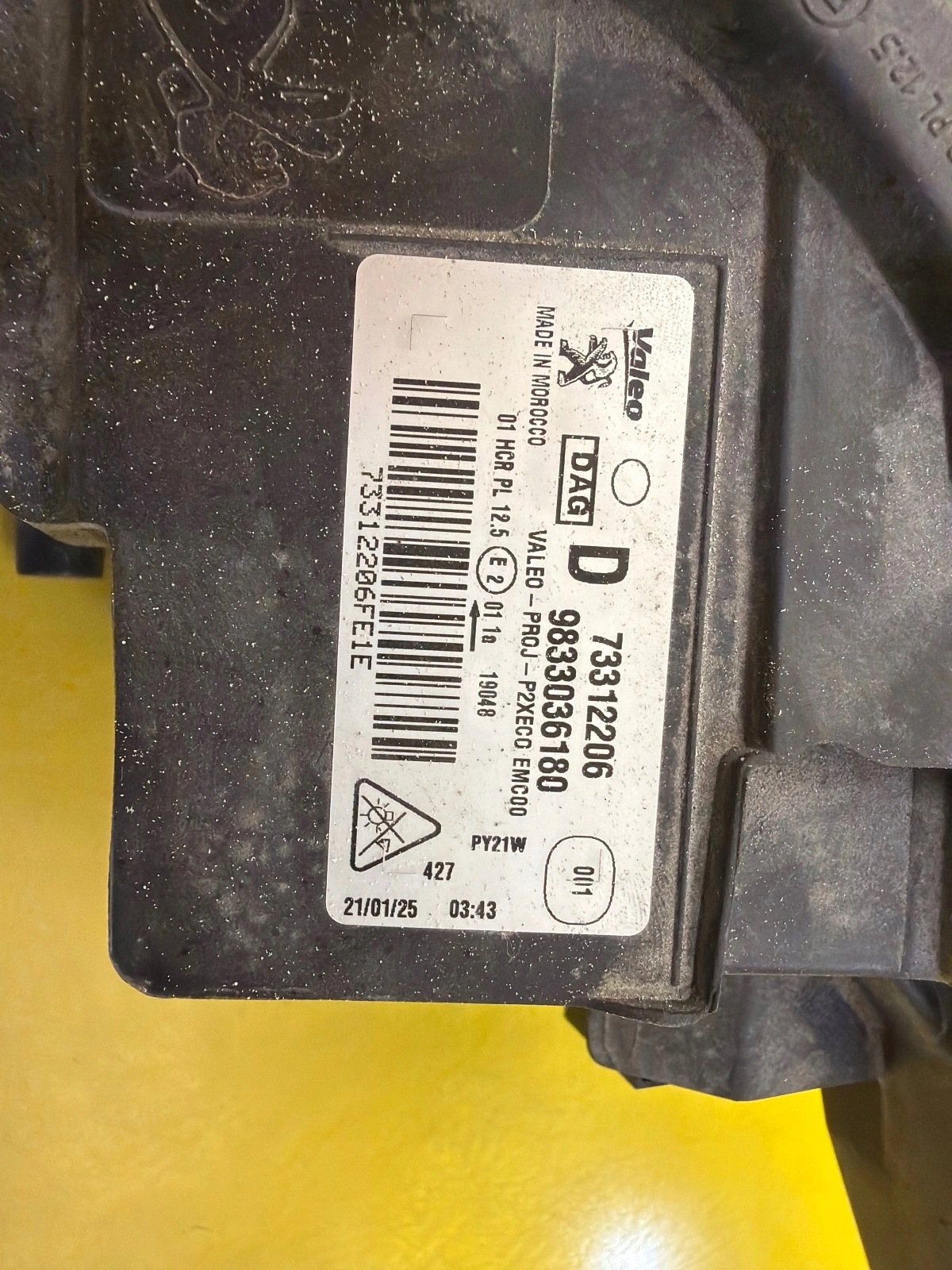 light right Peugeot 2008 II 2019- Led 9833036180