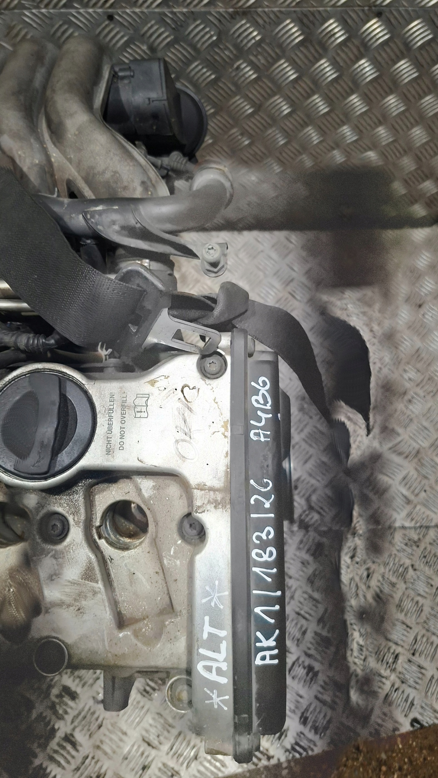 engine unprotected pillar AUDI A4 B6 2.0 ALT