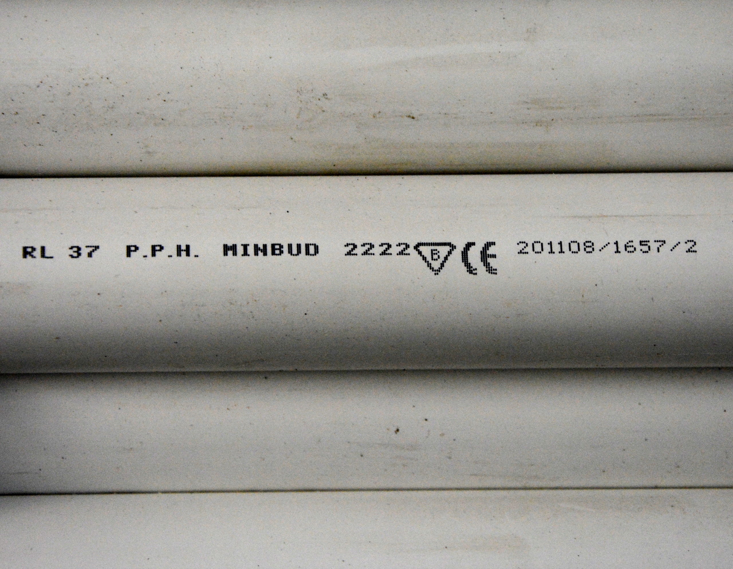 Rura sztywna biała PCV 37 300cm Długość (mb) 3