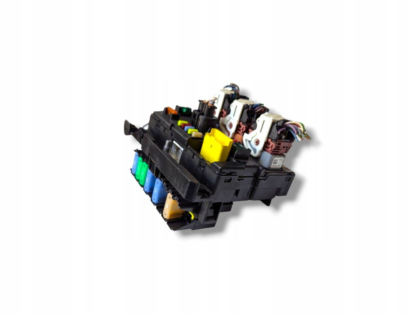 Moduł BSM Citroen DS3 2011 9667199680 Numer katalogowy części 9667199680 Citroen