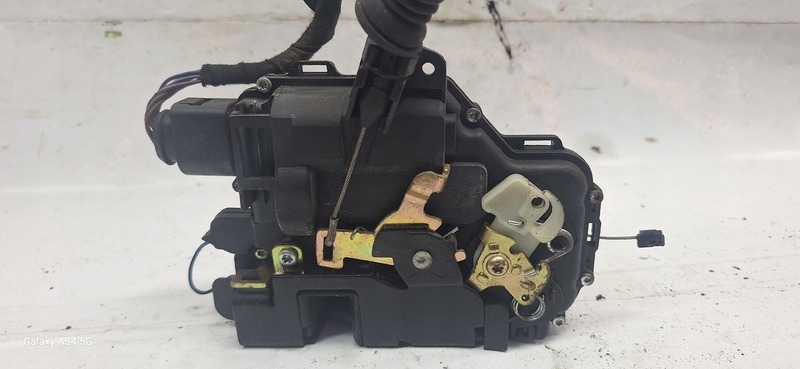 lock door VW GOLF IV right front KG577SL03