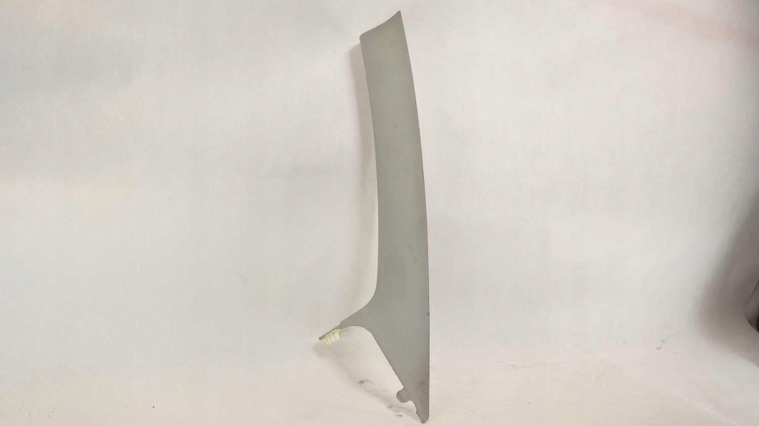 TESLA MODEL 3 КРЫШКА СТОЙКИ A ЛЕВАЯ 1086237-01-J