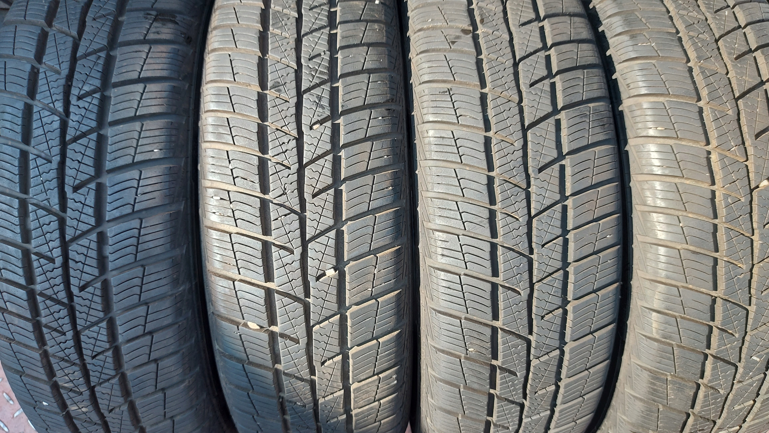 BARUM POLARIS 5 165/60R15 OPONY ZIMOWE 7,5mm
