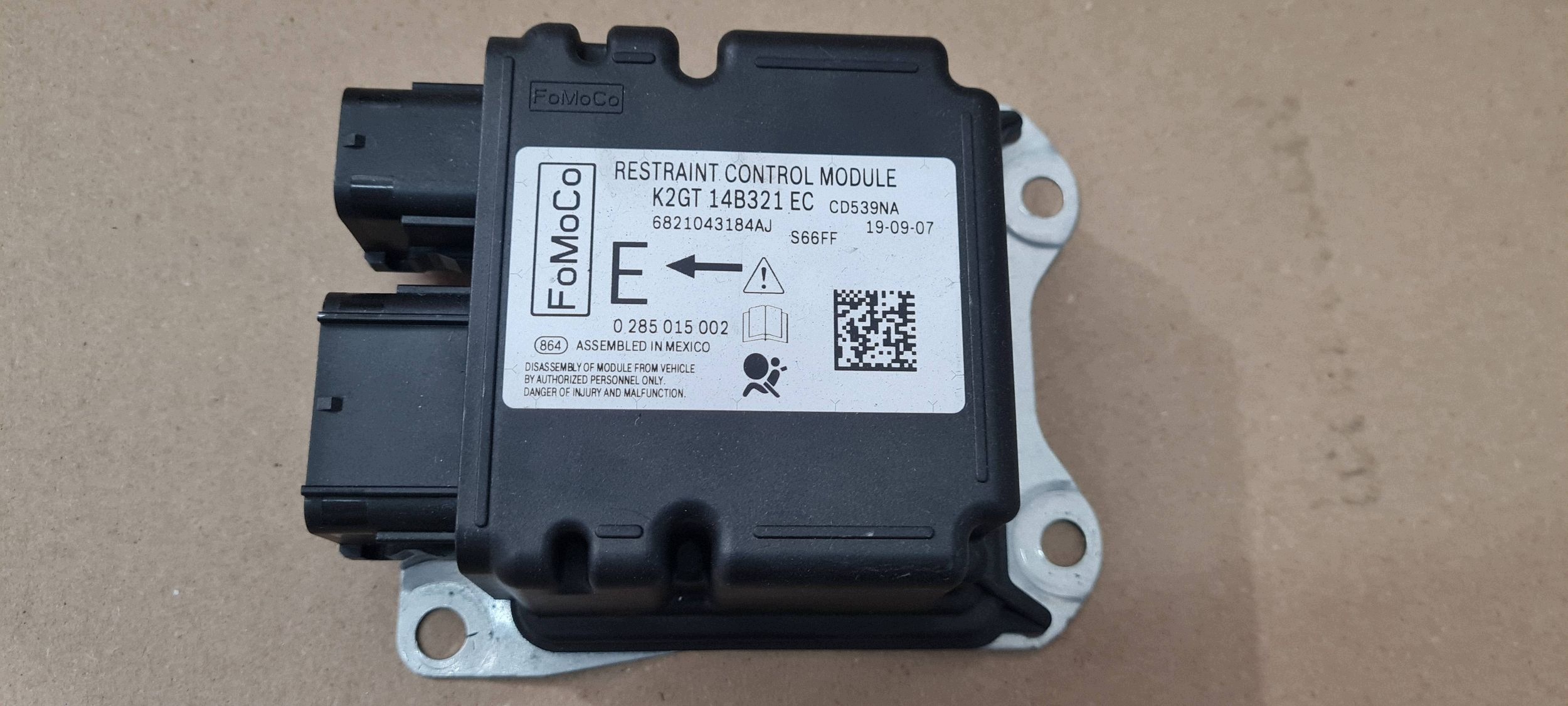 Ford Edge II 2020 module control unit SENSOR airbag ORG K2GT14B321EC