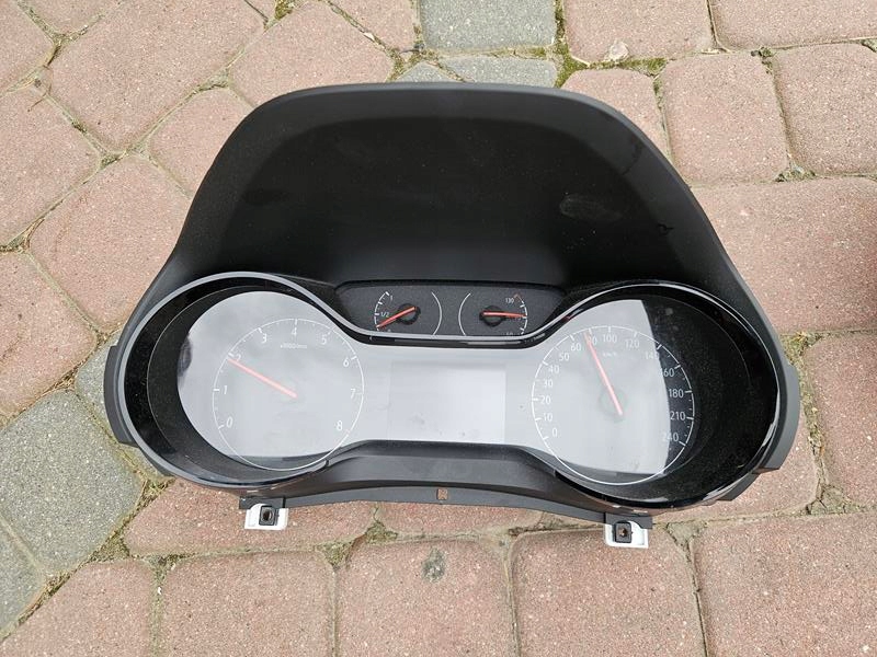 dials dials EUROPA 1.2 Opel Corsa F 9831576180