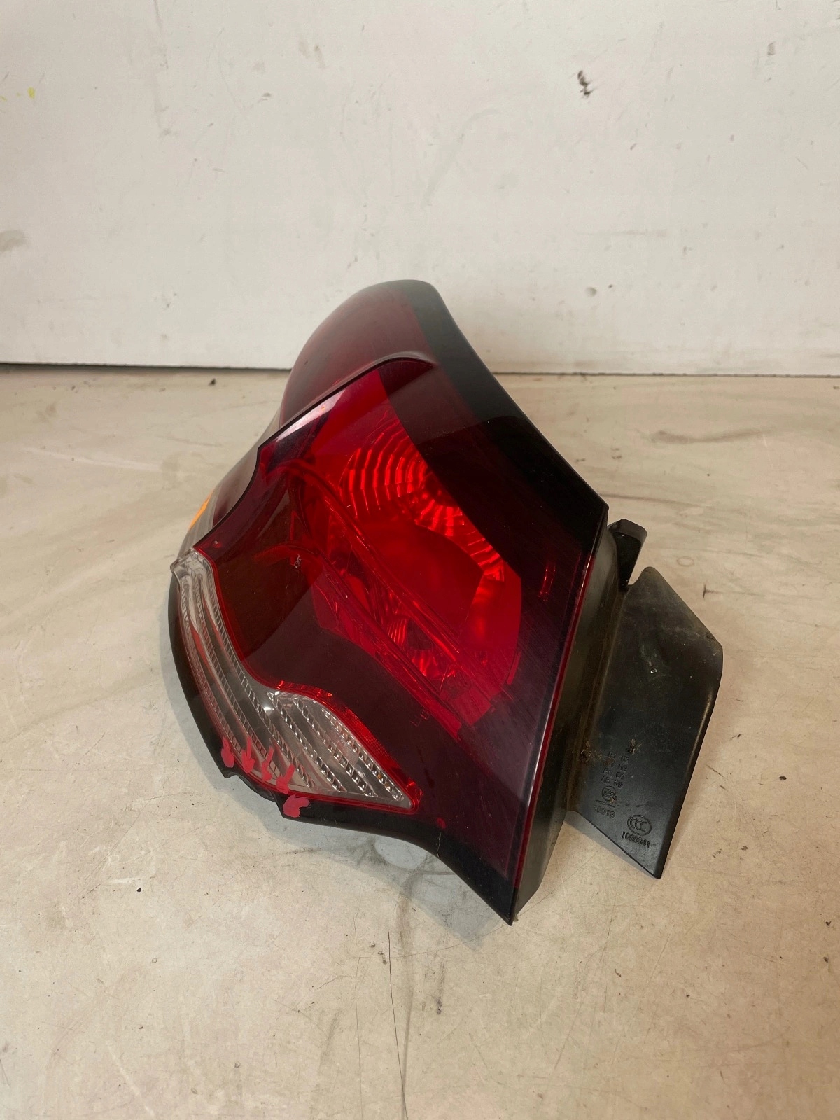damaged light rear part rear left Citroen Ds4
