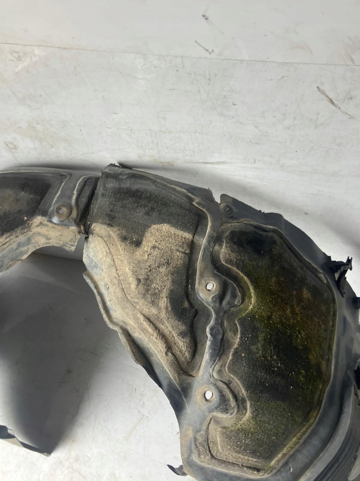 подкрылки передний левый tesla MODEL S РЕСТАЙЛИНГ 1063695-00