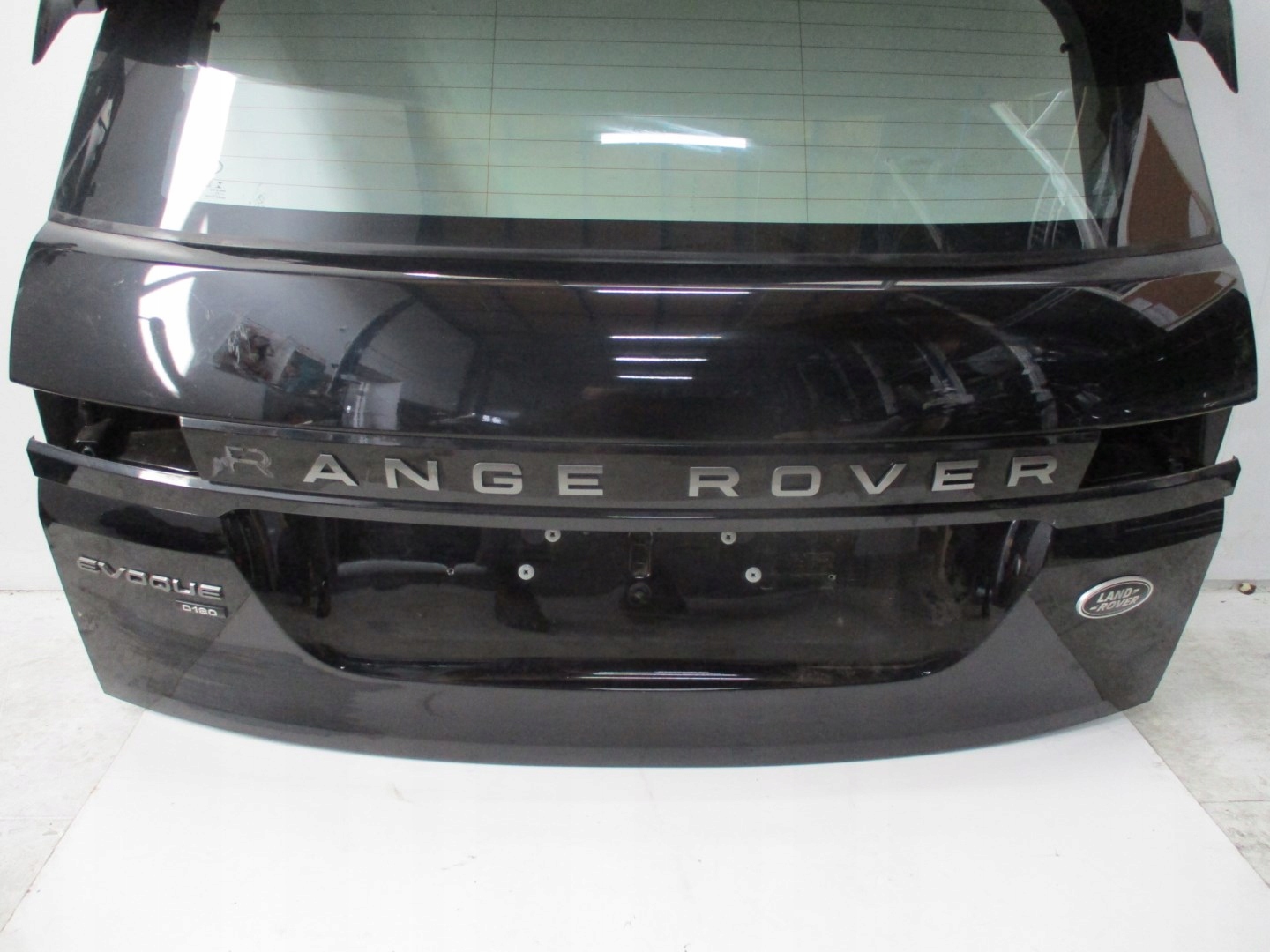 Klapa Range Rover Evoque II R-DYNAMIC 19R KAMERA Producent części Land Rover OE
