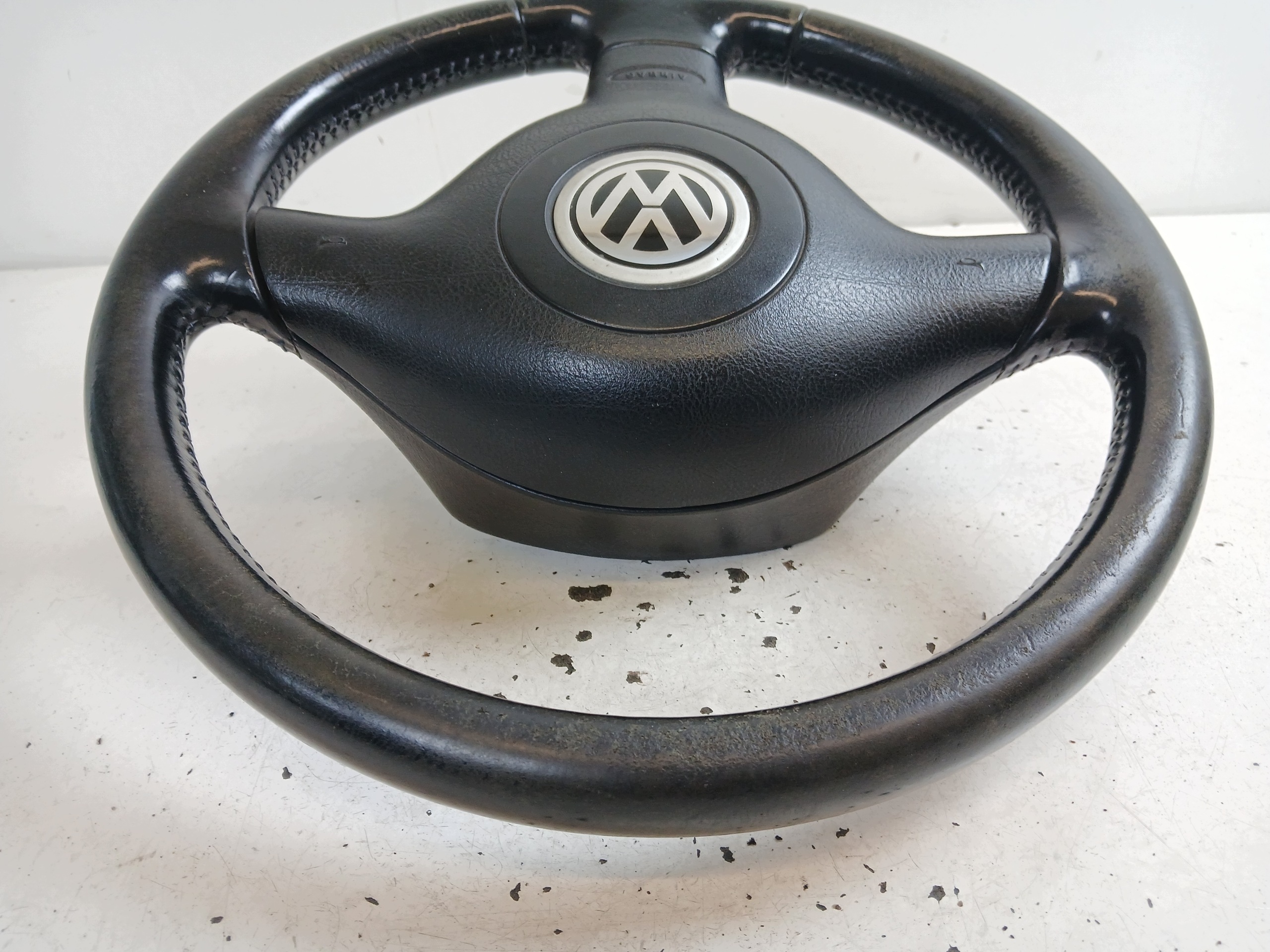 VW PASSAT B5 VW GOLF IV BORA steering wheel, leather leather DO trim