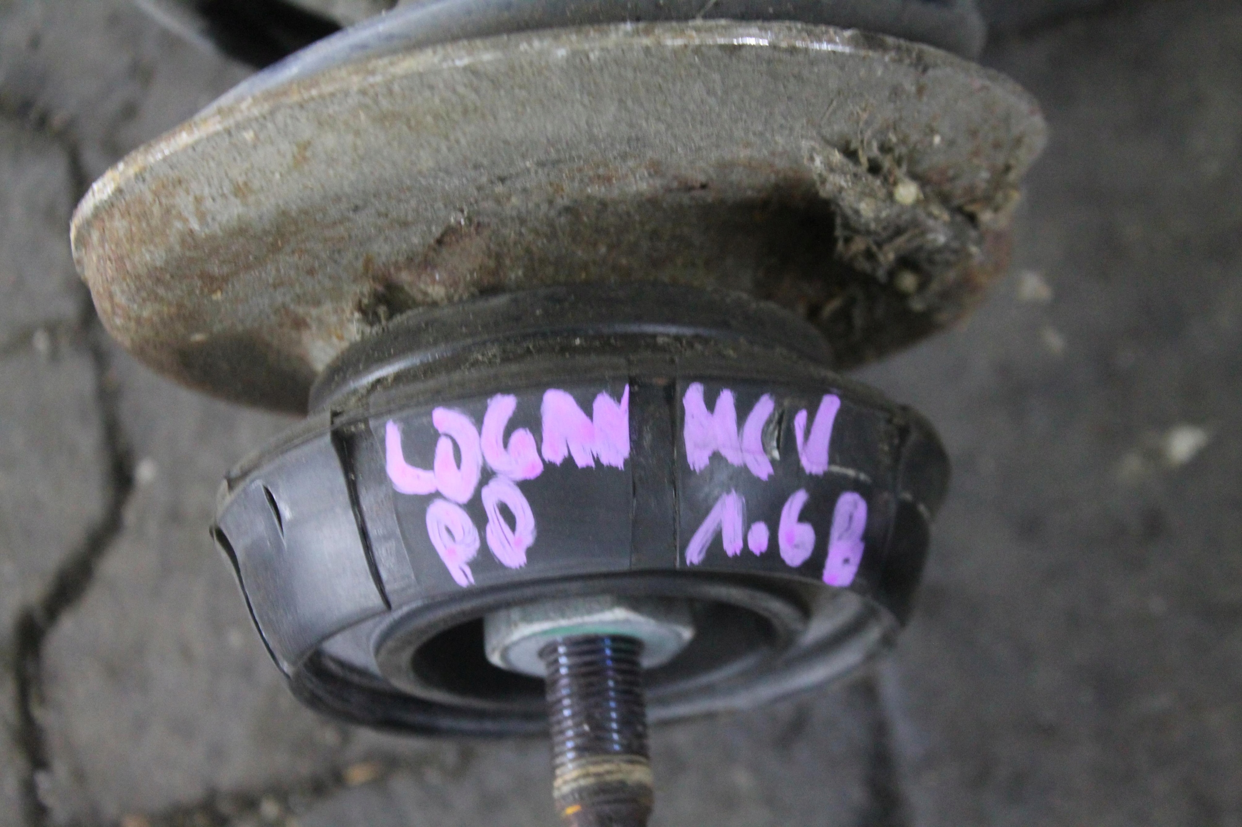 McPherson swing right front DACIA LOGAN and MCV 1.6 16V 04-12