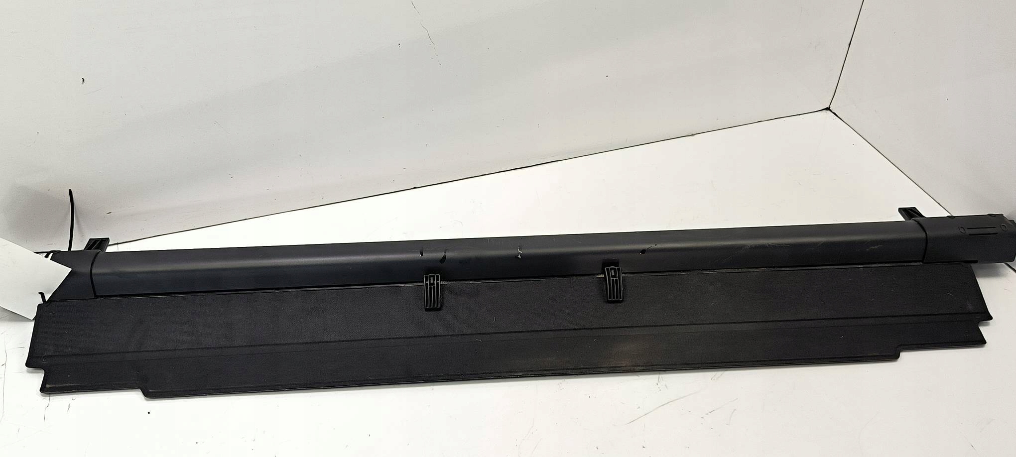 blinds boot 5E9867871A SKODA OCTAVIA III