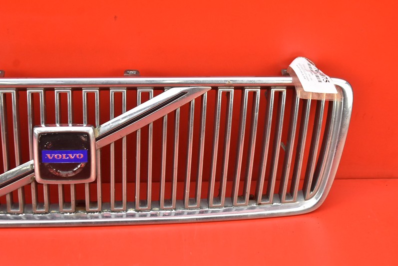 решетка радиатора хром 9178087 volvo S80 1 и 98-06