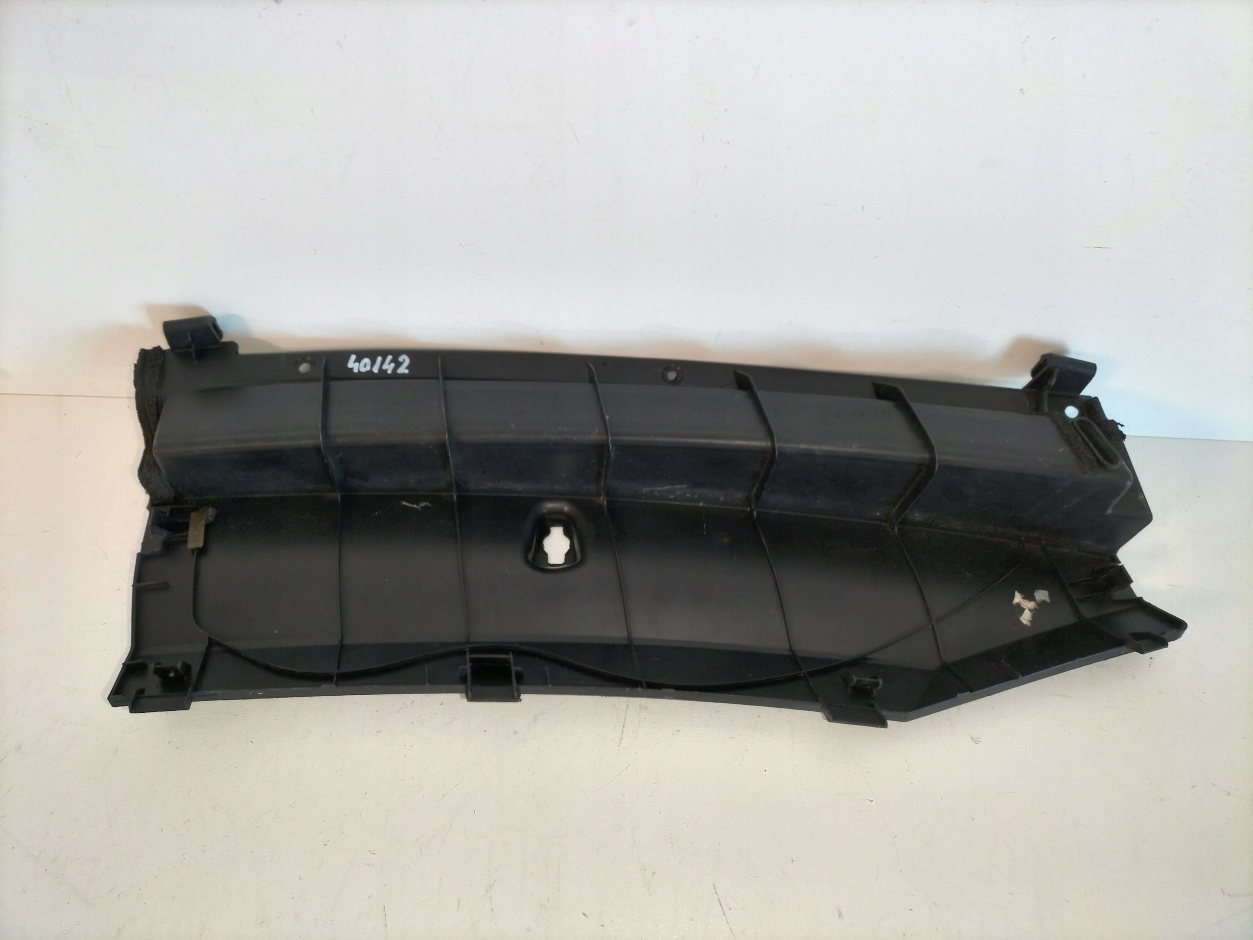 torpedo plastic left TOYOTA YARIS II 06