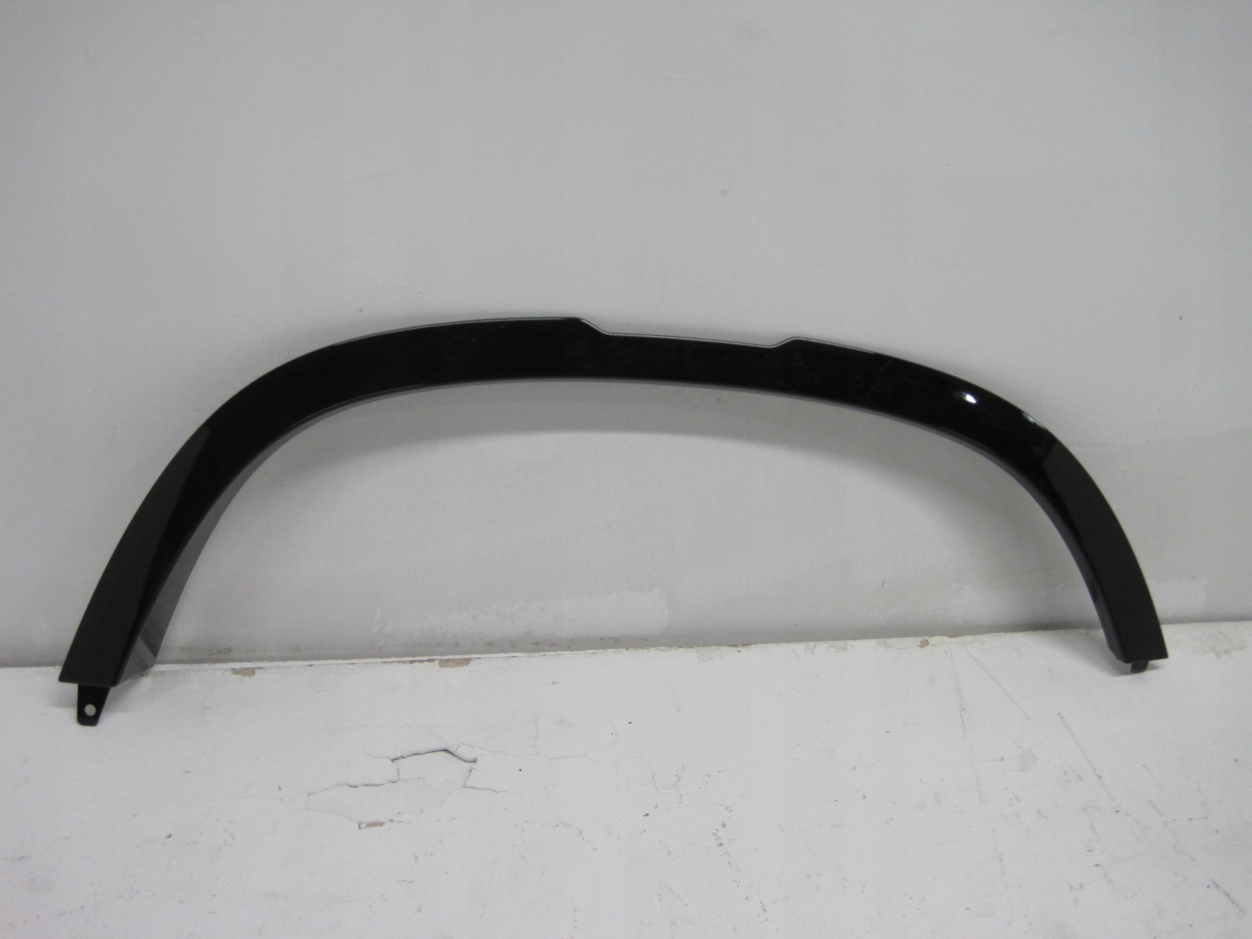 Couverture Moulage Aile LAND ROVER DEFENDER L8B2-286D03-BX