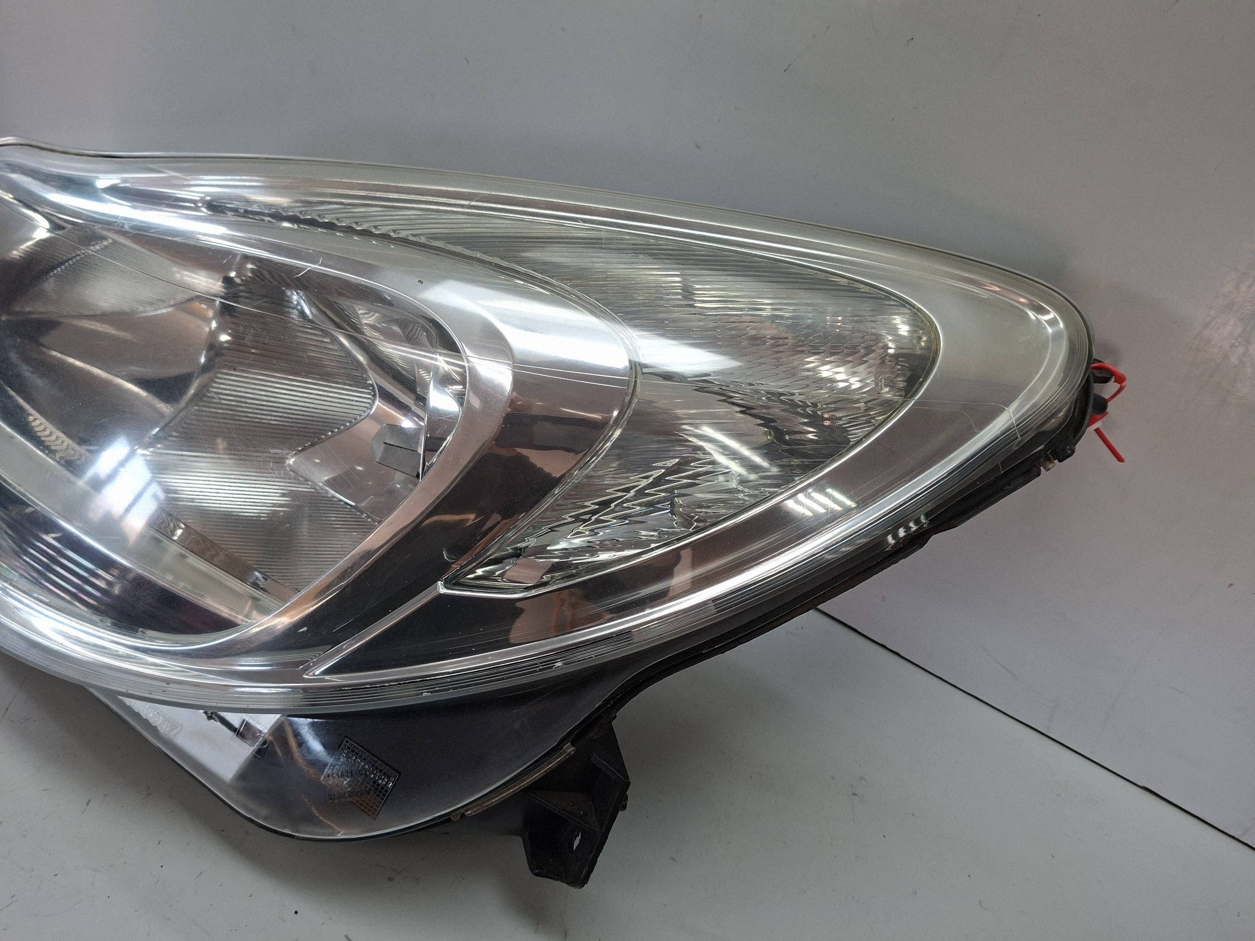light front left 13432889 OPEL CORSA D LIFT 2011