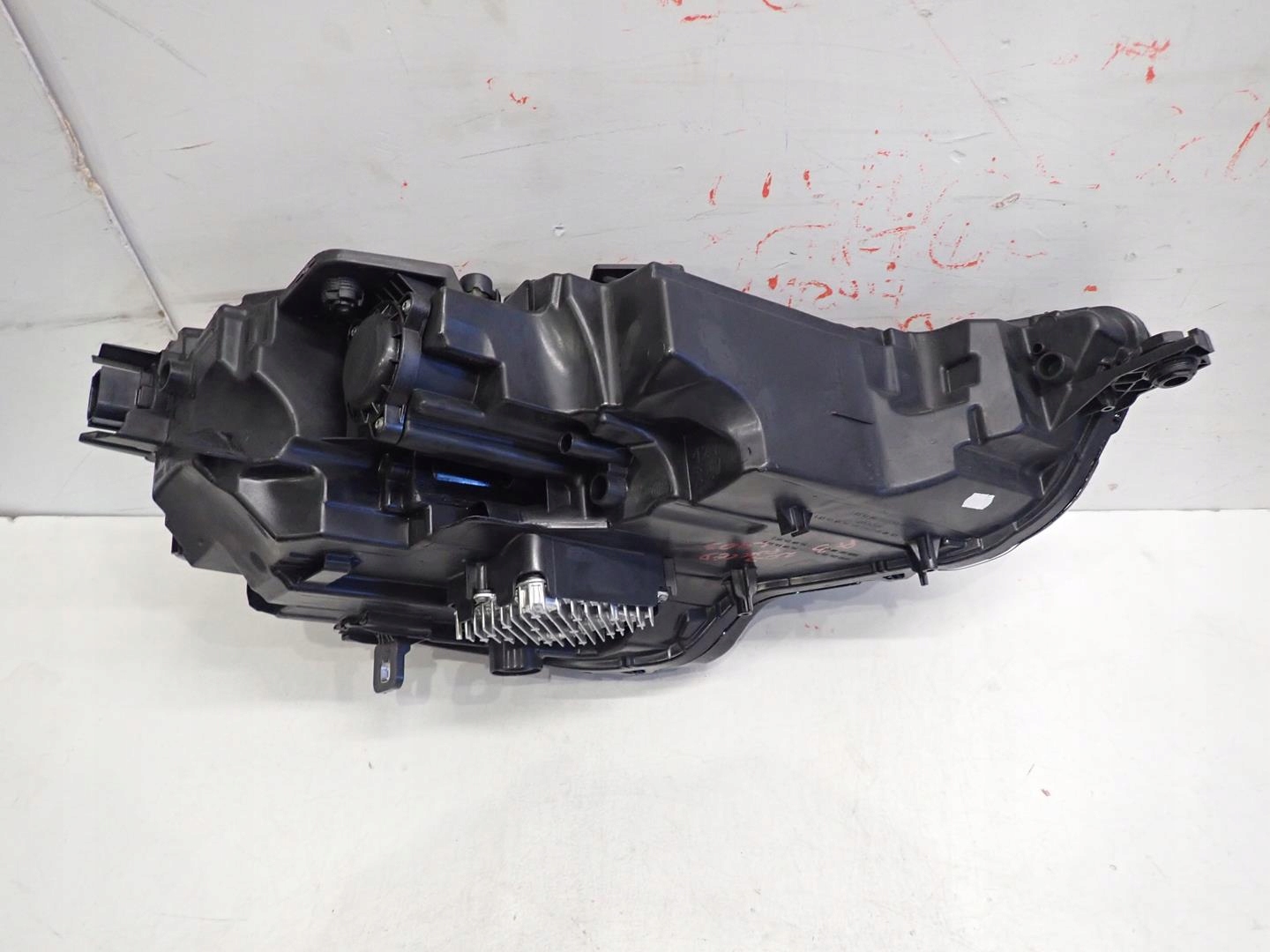light front front left AUDI A3 2020- FULL LED 8Y0941033