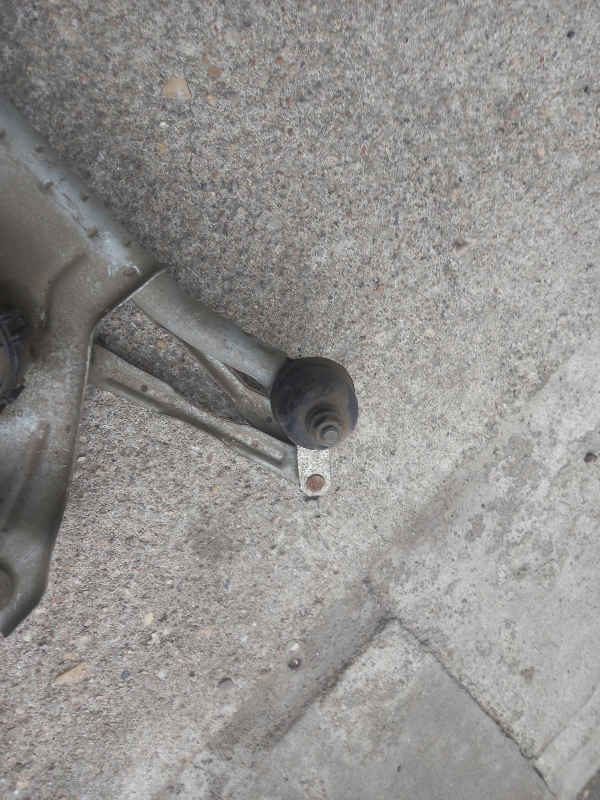 wiper mechanism front DACIA SANDERO and EU
