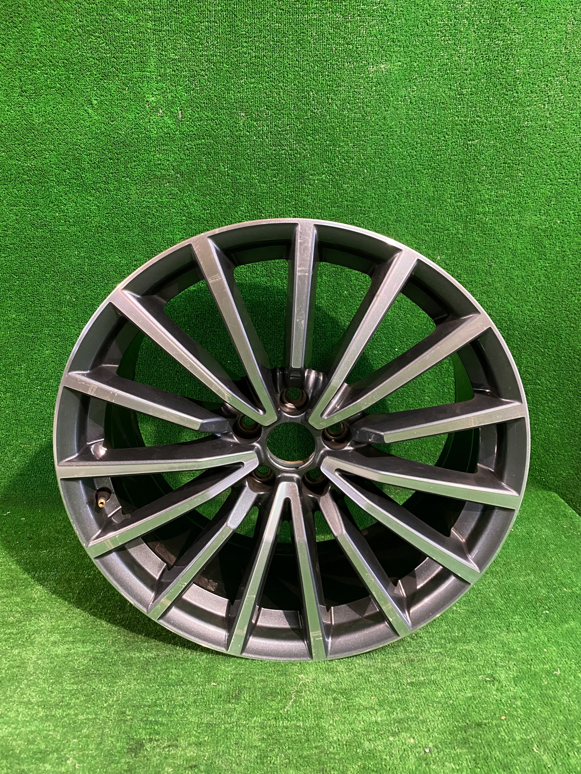 disk AUDI A4 B9 19” 8.5J ET32