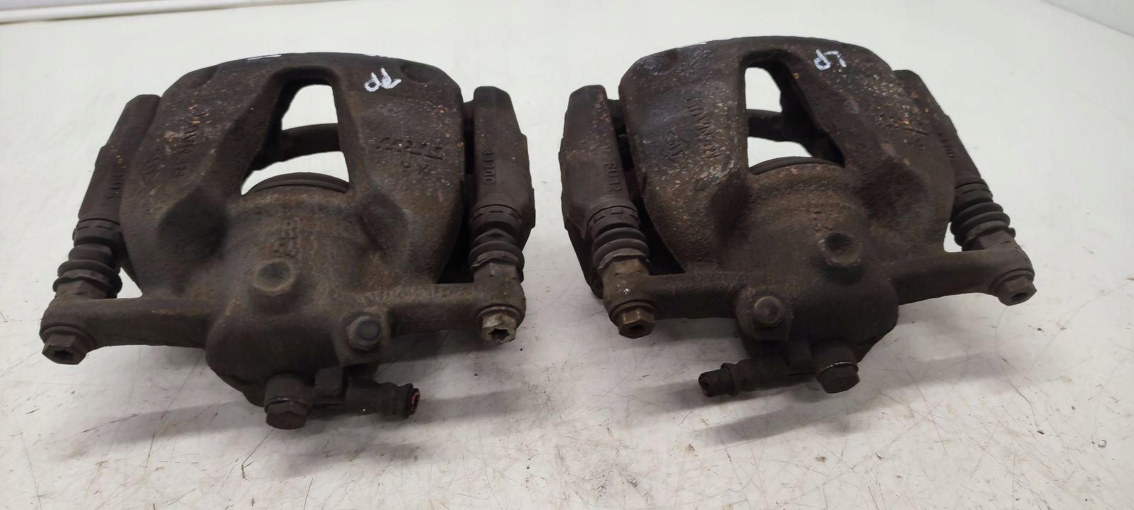 caliper front front right left Renault Megane IV 1,2 TCE