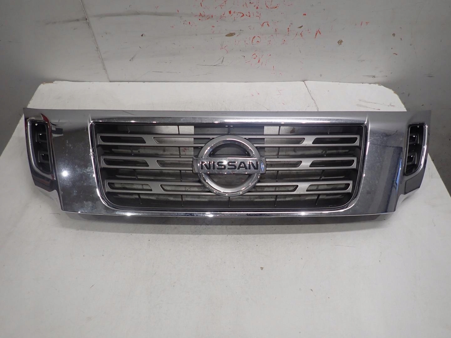 GRILL NISSAN NAVARA NP300 15- 62310-5JT0A