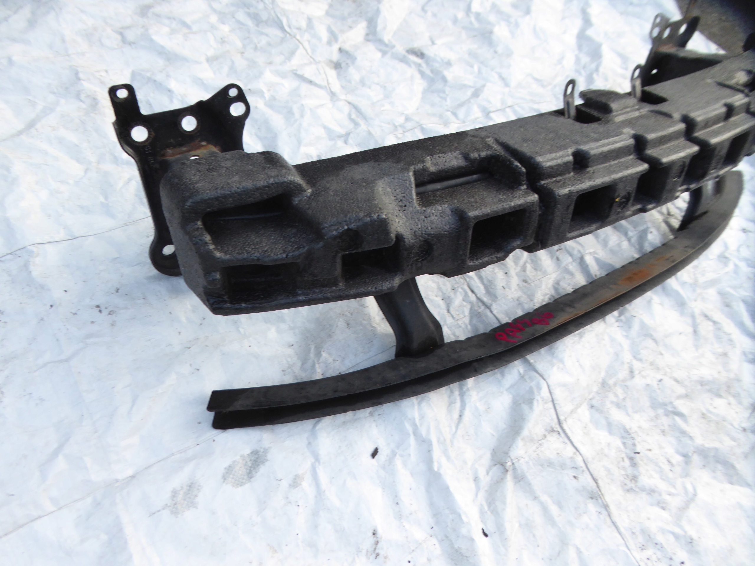 BELKA POD ZDERZAK PRZÓD VW PASSAT B6 3C0807093 Strona zabudowy przód