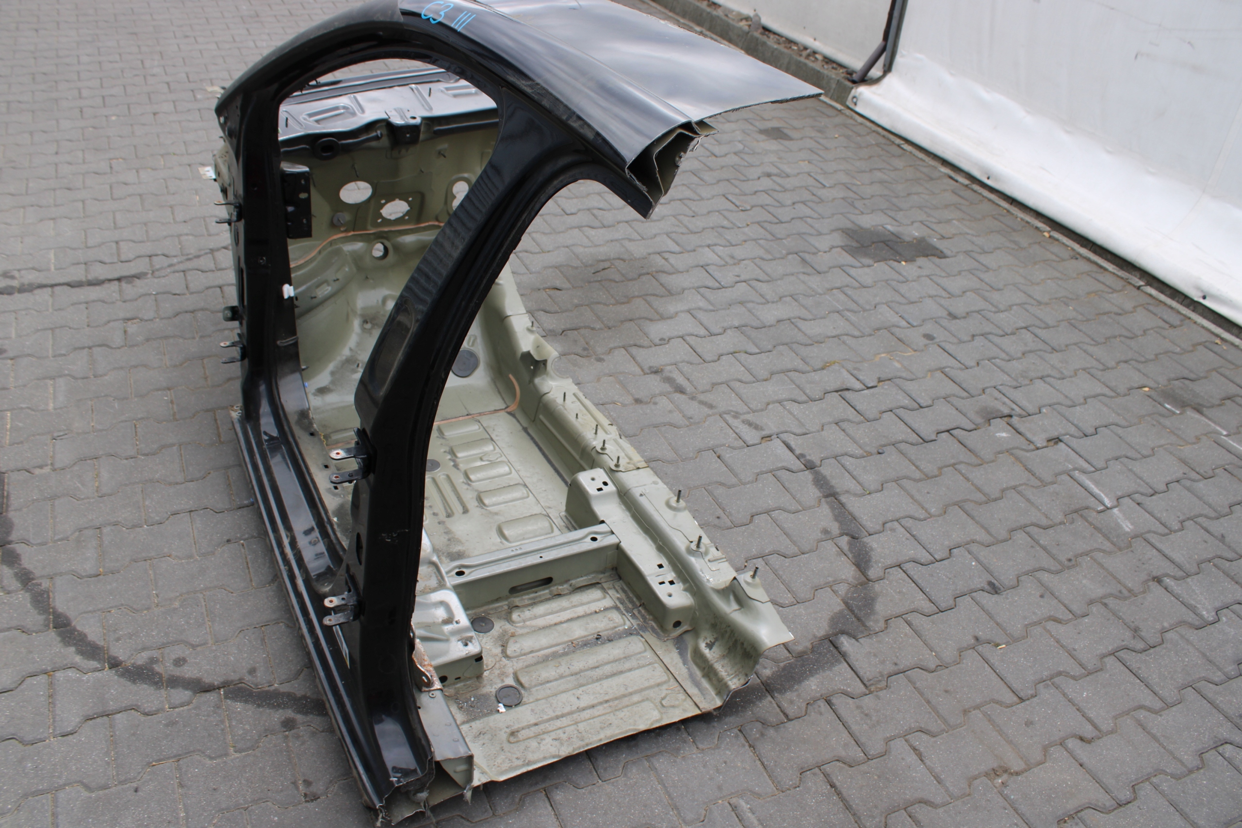 quarter left front pillar quarter threshold left front CITROEN C3 III 3