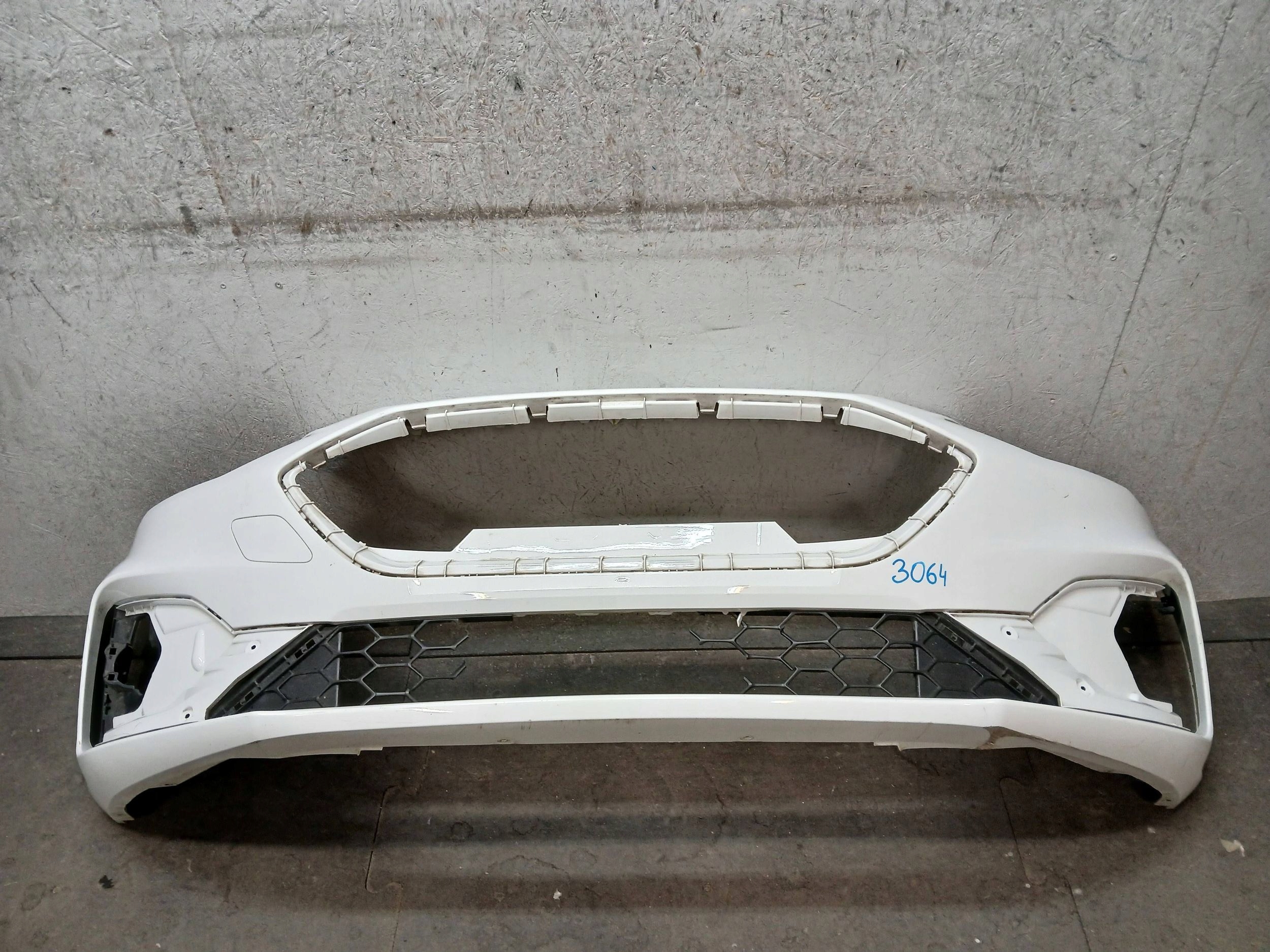 nárazník předek FORD FOCUS MK4 ST