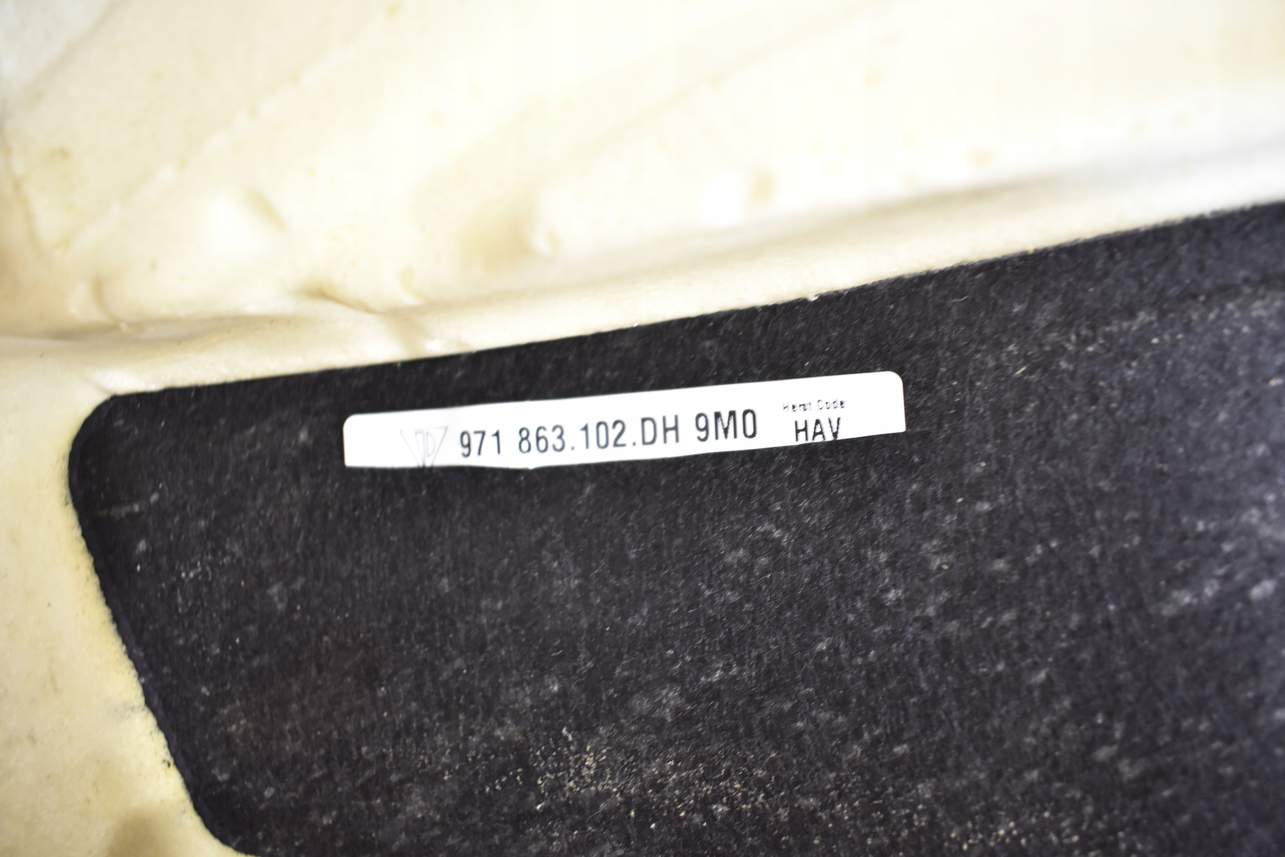 IDEALNY carpet front front right PORSCHE PANAMERA 971 1