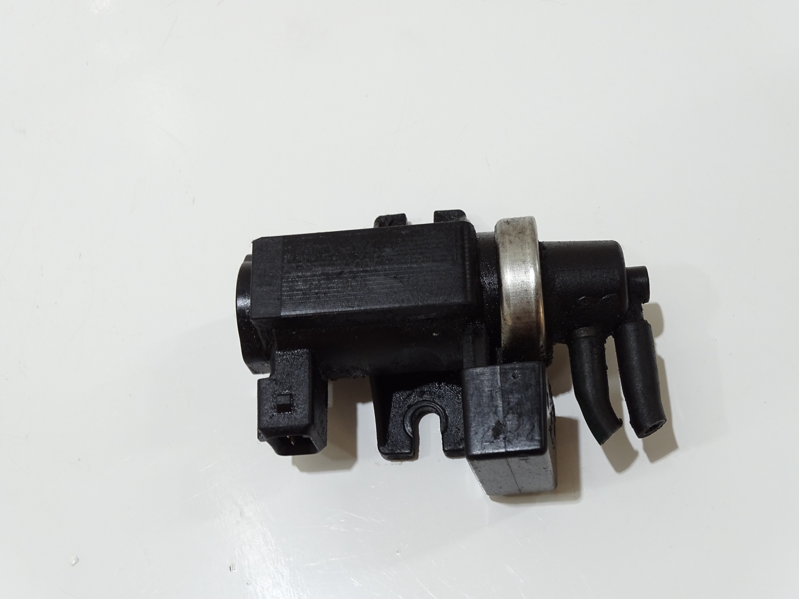 Vanne à vide BMW E60 E61 OE 2247906 (4817504)