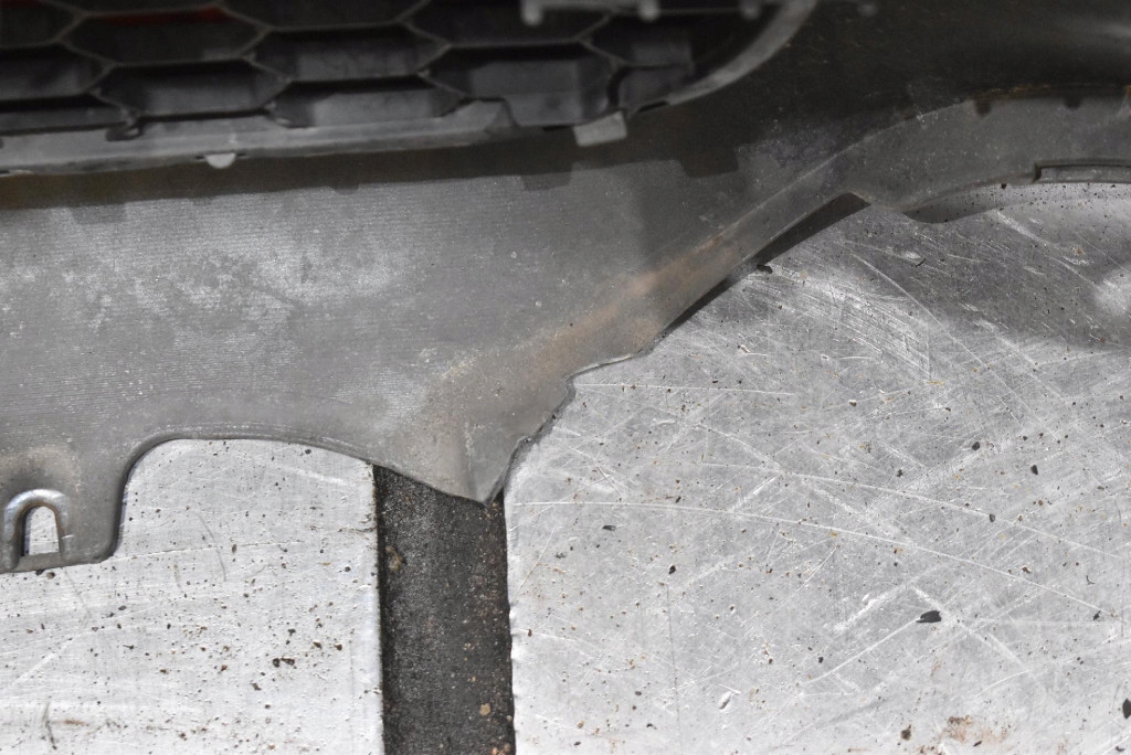 bumper front front grey TOYOTA COROLLA VERSO 2 II 04-09