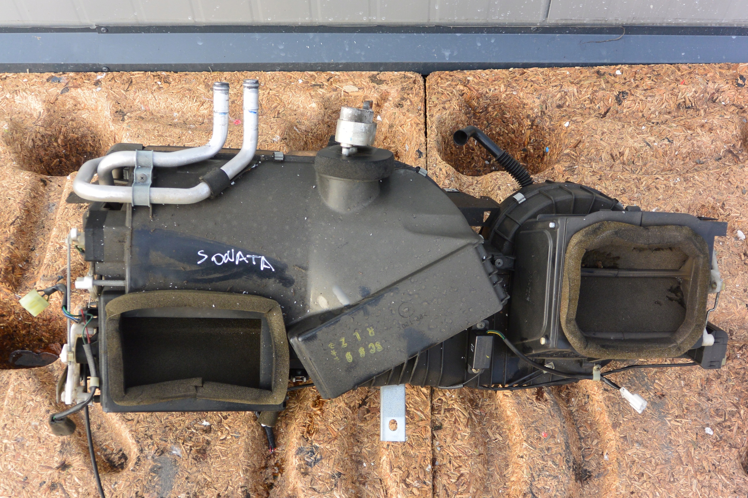 BLOC DE CHAUFFAGE COMPLET ESSENCE HYUNDAI SONATA Y3 1993-1998 EU