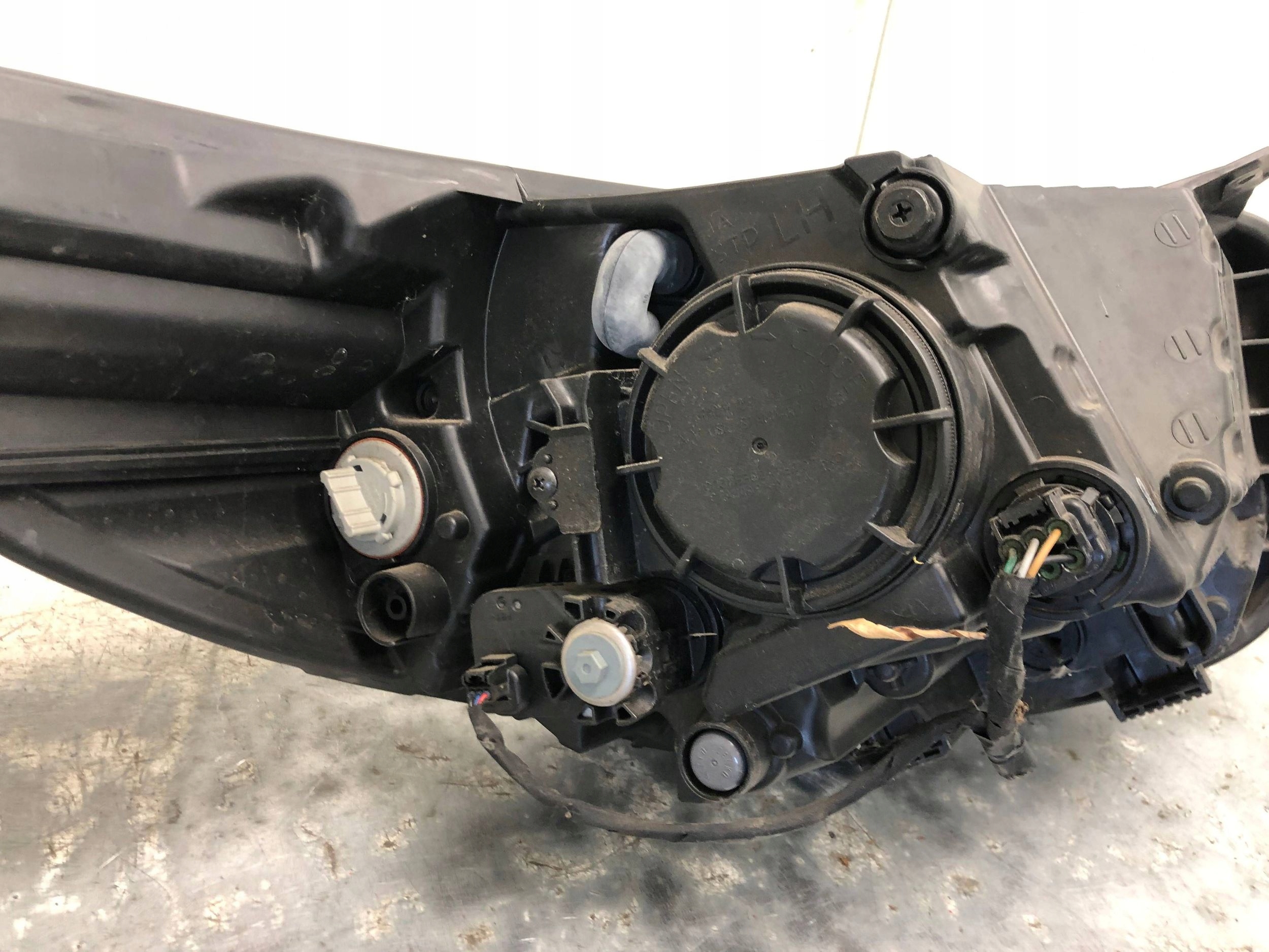 light left front KIA PICANTO III 92101-G60
