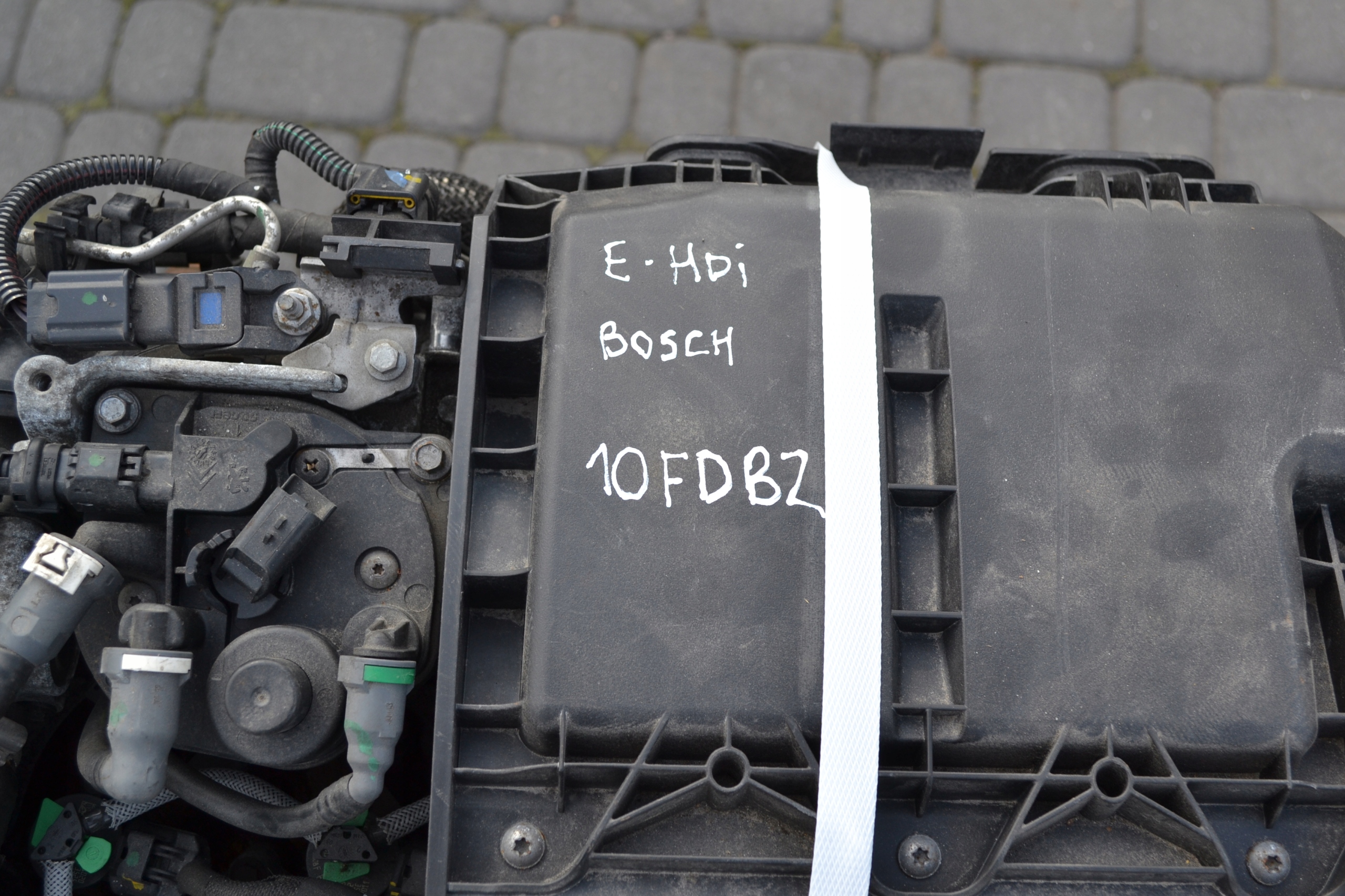 Двигатель 8HR DV4C 1.4 10FDBZ CITROEN C3 Bosch 2012r. 136tys.ЛС