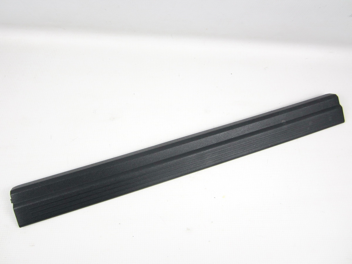 moulding cap threshold front front right Mercedes W212