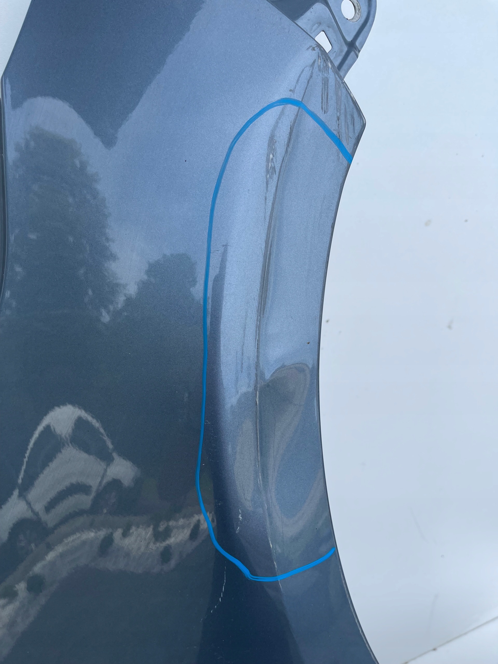 fender front front right COROLLA E21 sedan