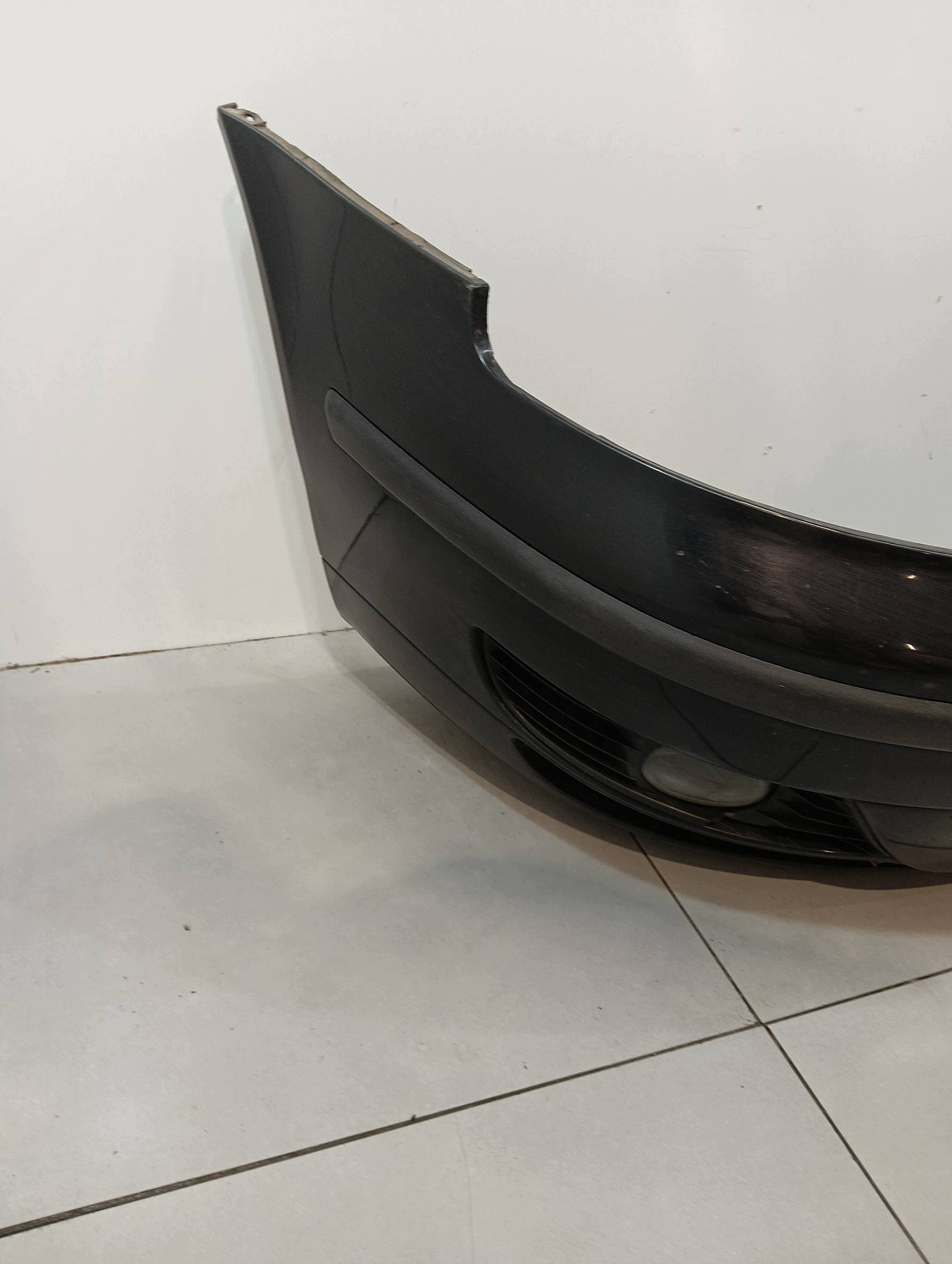 nárazník předek cerný TOLEDO II mlhovky Seat Leon a (1999-2006)