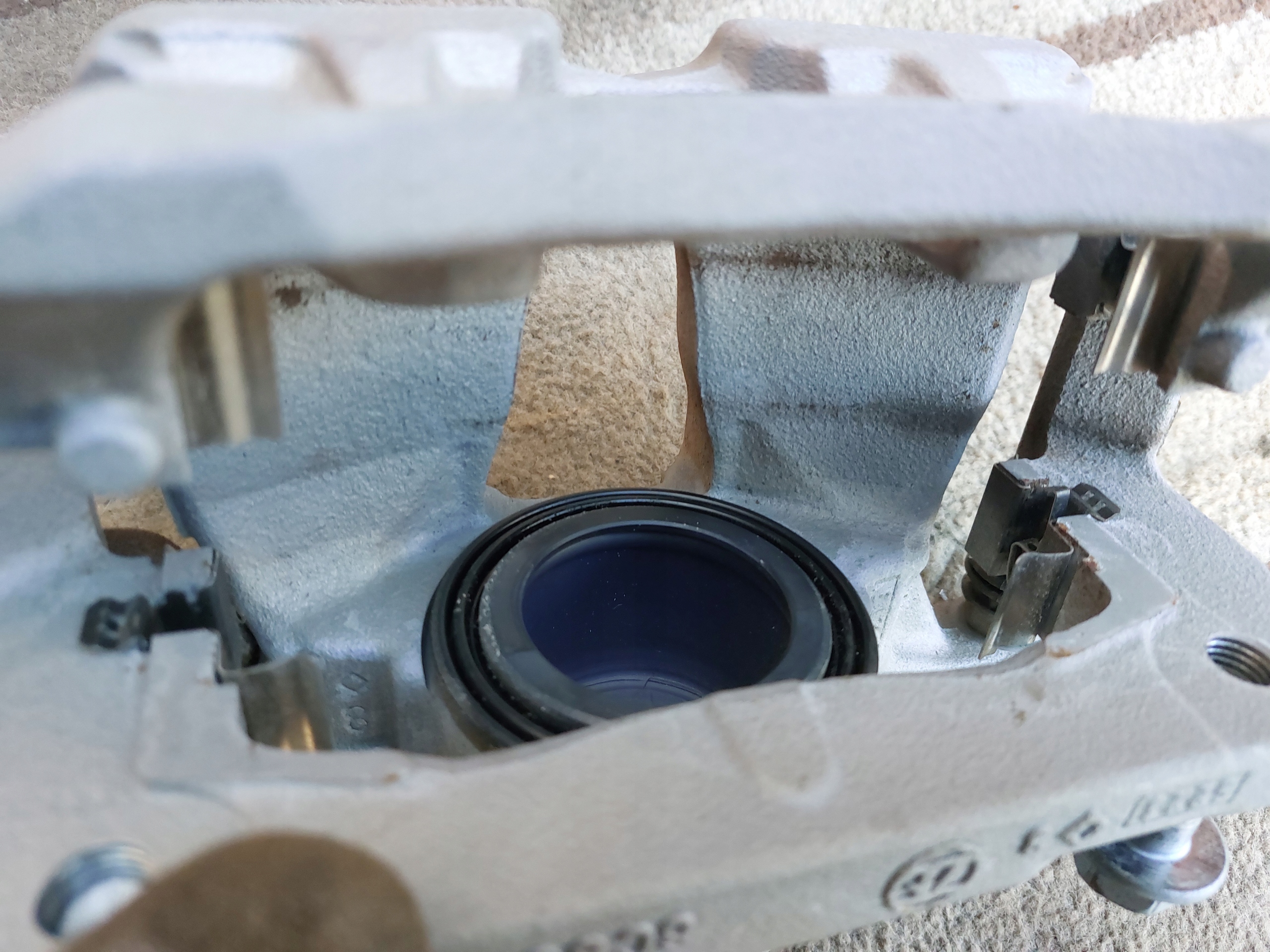 caliper brake right front OPEL COMBO E 1.5 D ZF new 23r