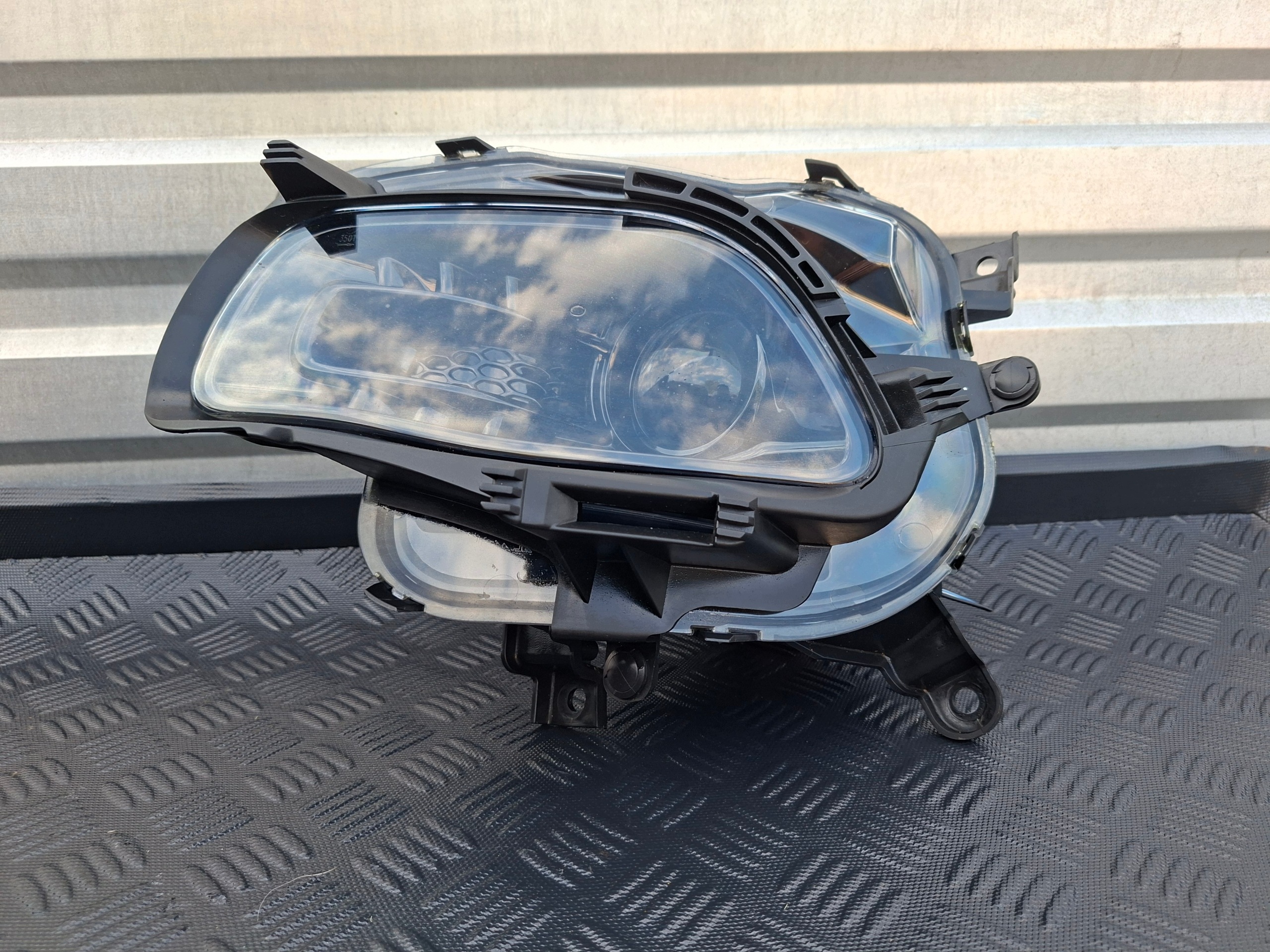 light front left front left XENON complete UK ANGLIK JEEP CHEROKEE V KL
