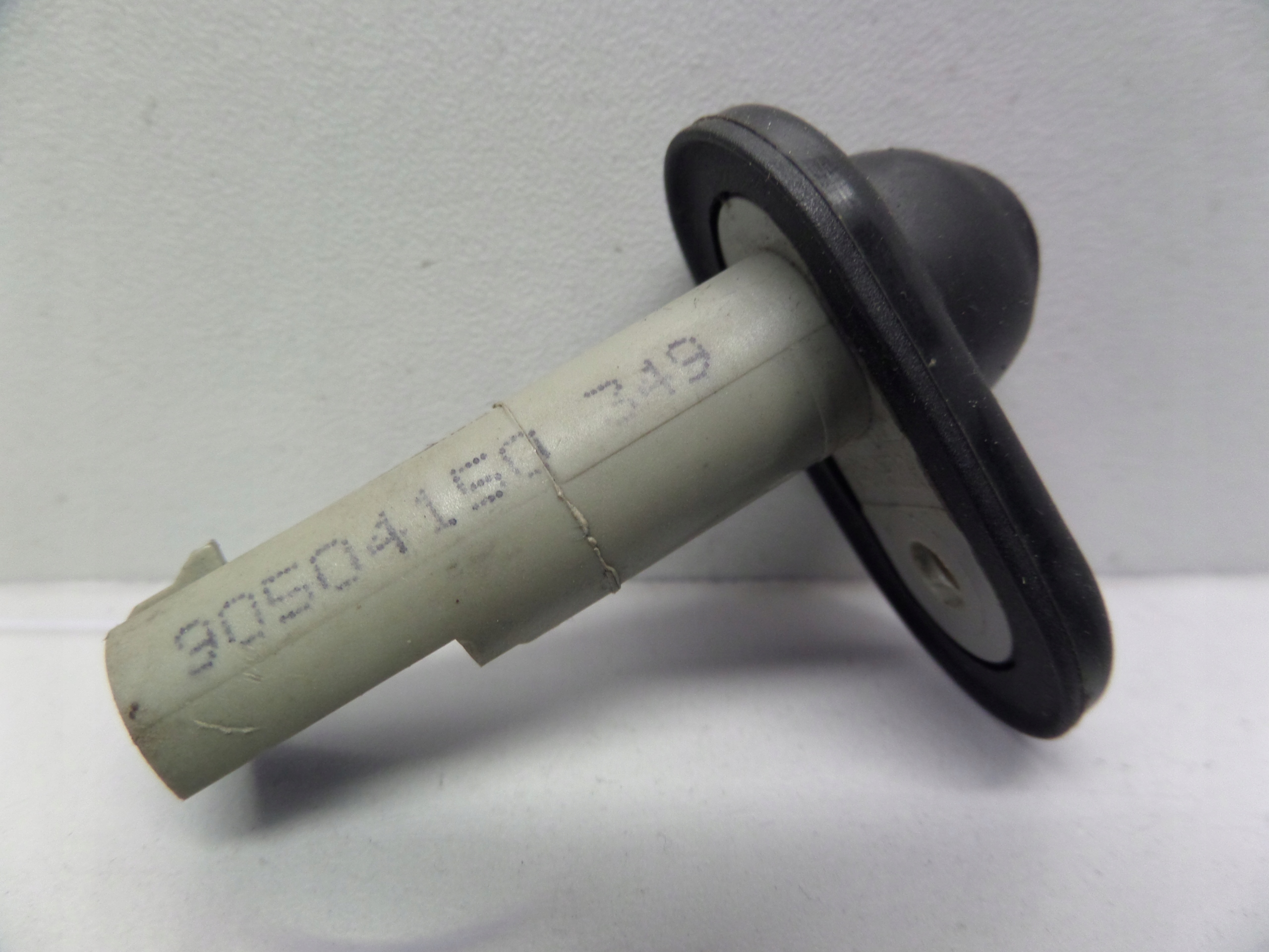 CZUJNIK DRZWI PRZÓD OPEL ASTRA G II 98-09 90504150 1PIN