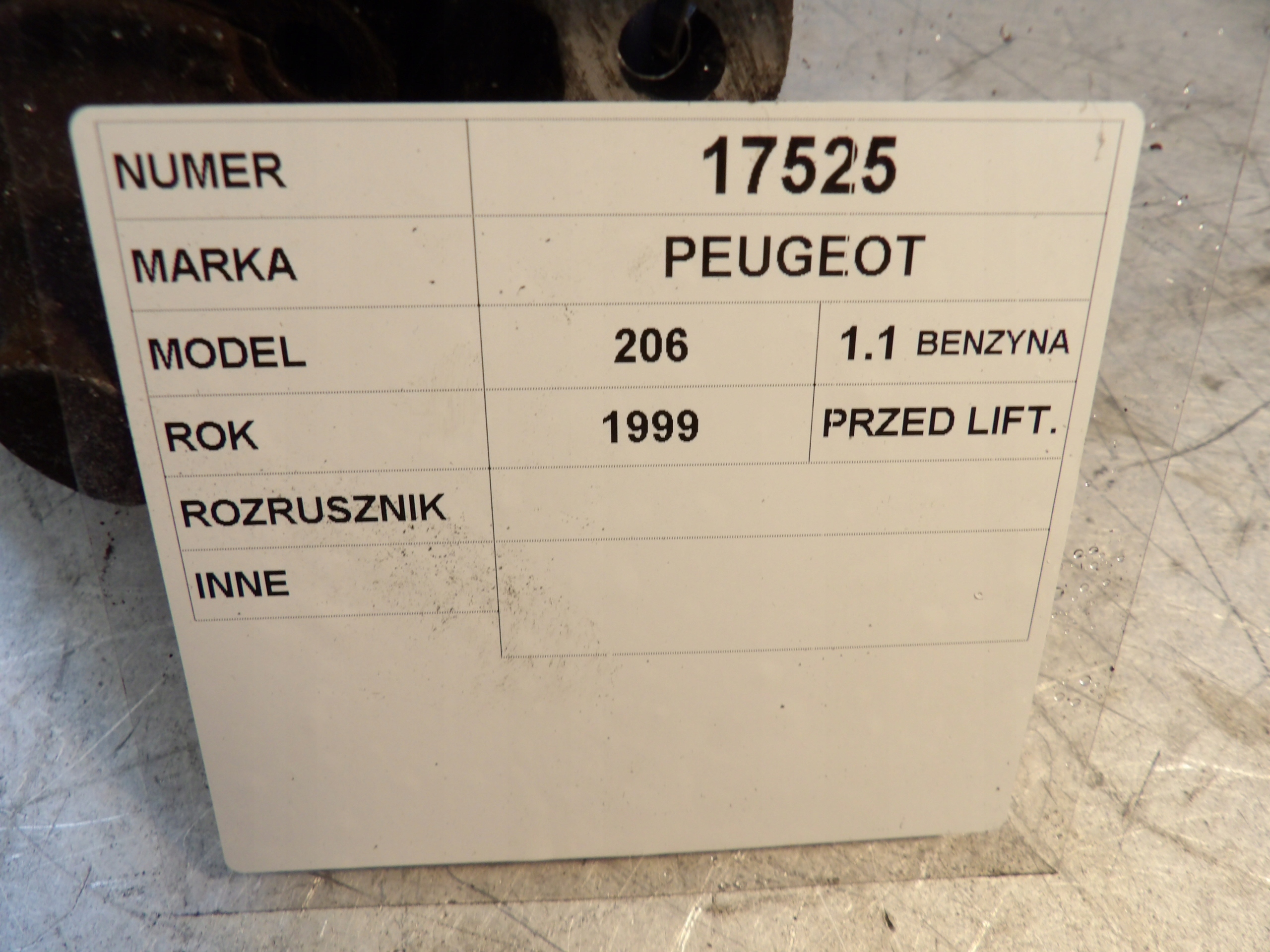 Peugeot 206 starter M002T13081