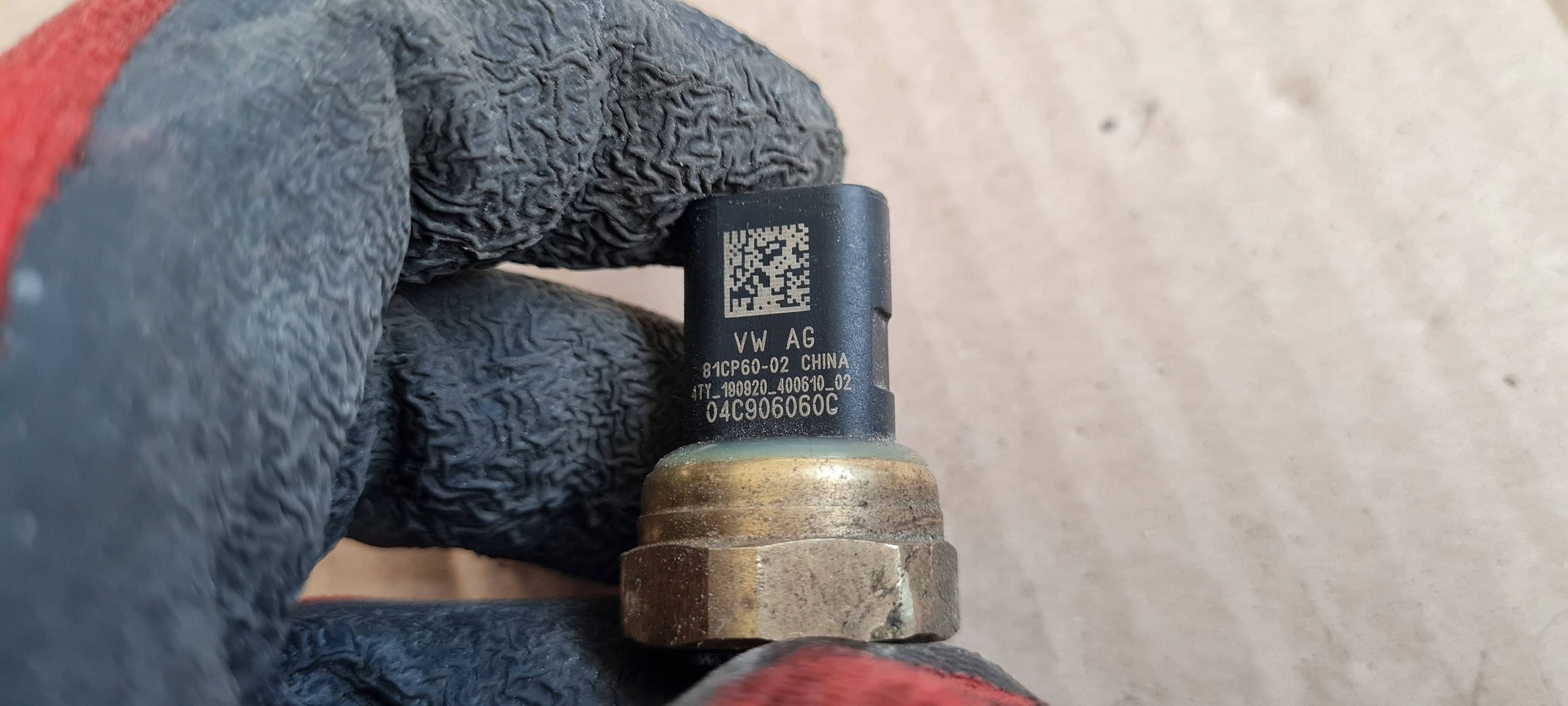 A6 C8 4K sensore pressione olio 2.0 TDI 04C906060C A4 B9 A5 Q5
