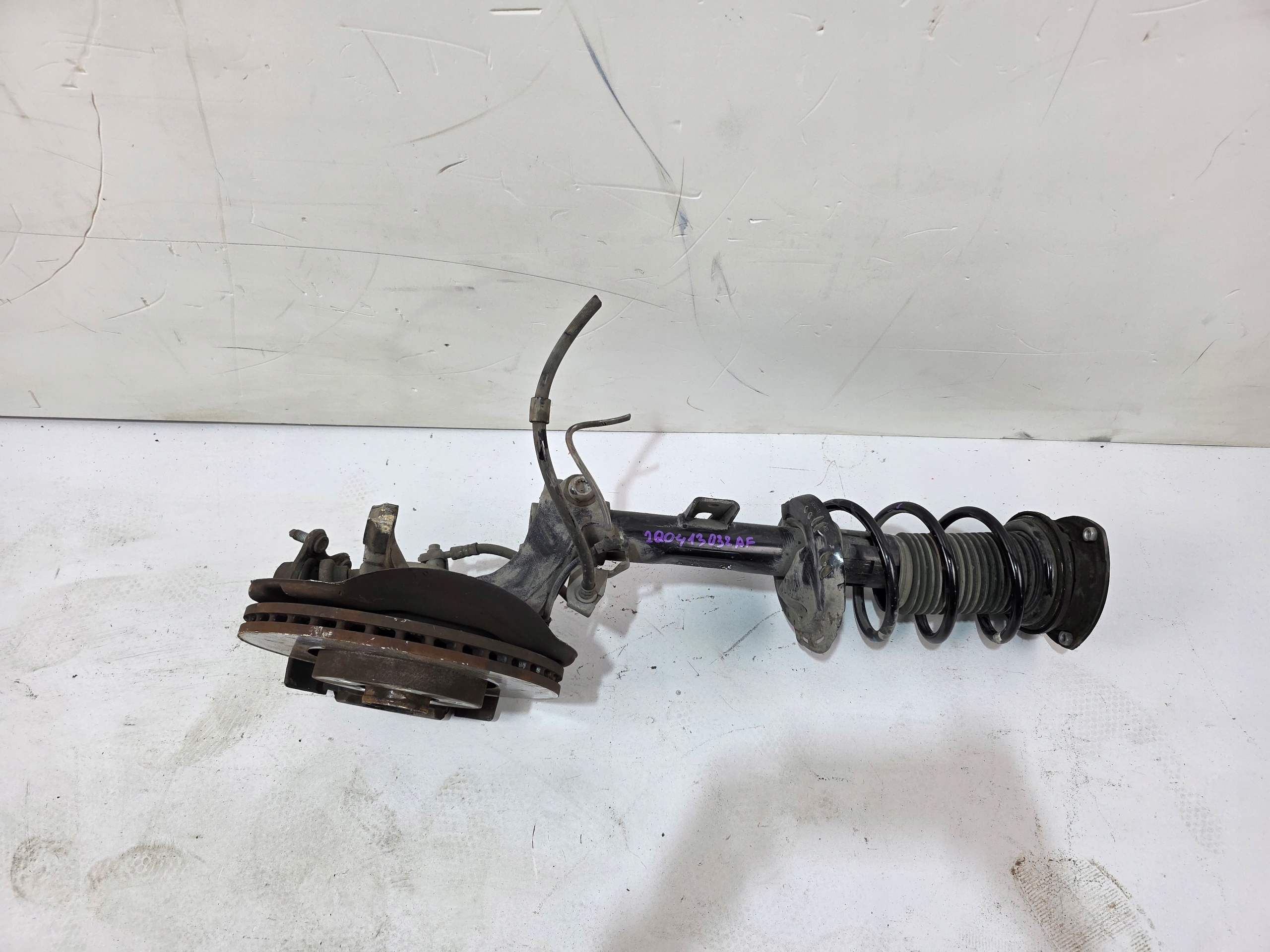 swing right front VW SEAT SKODA 2Q0407256K 2Q0413031AF