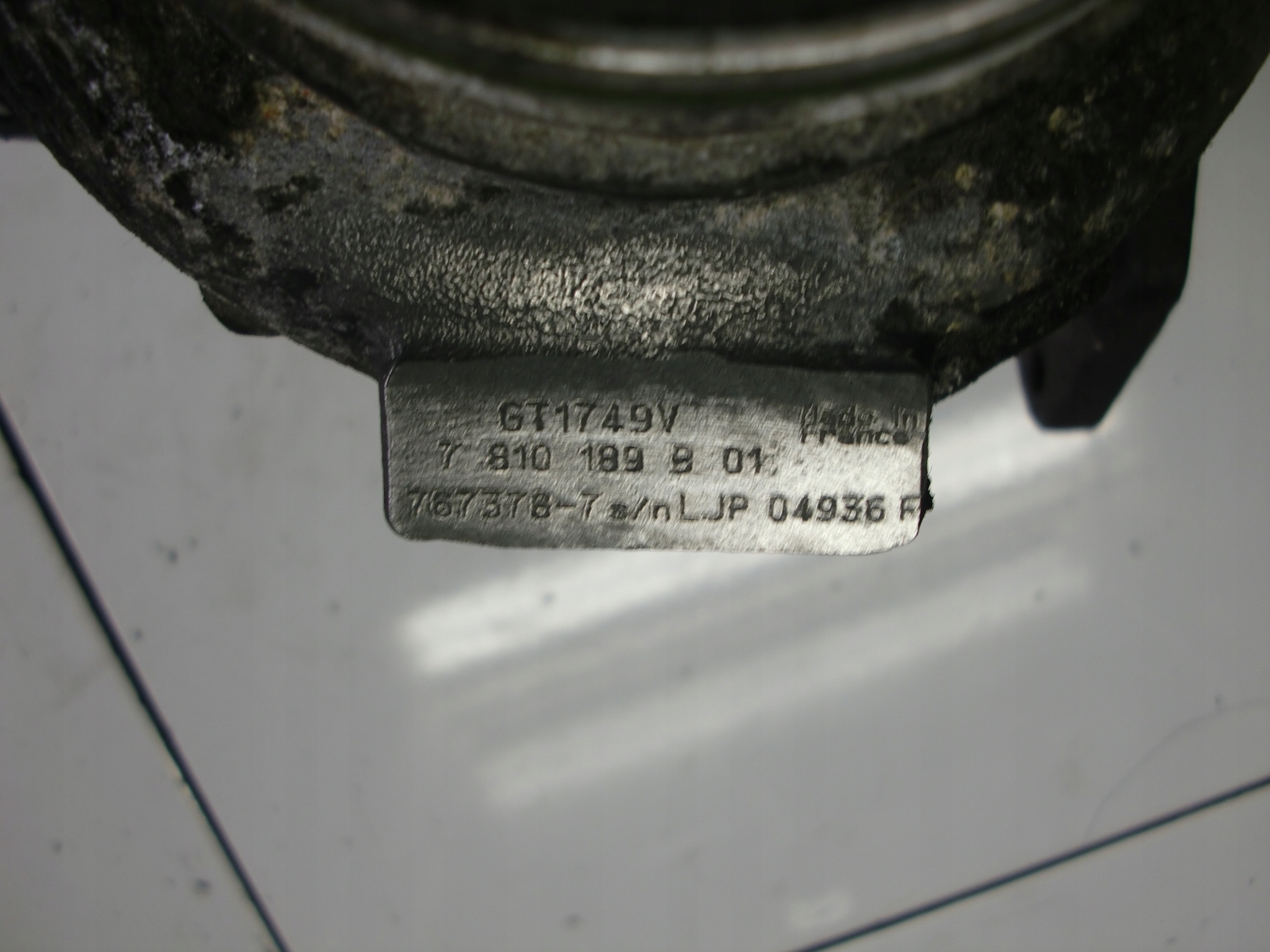 BMW 1 E87 2.0D turbó 7810189B