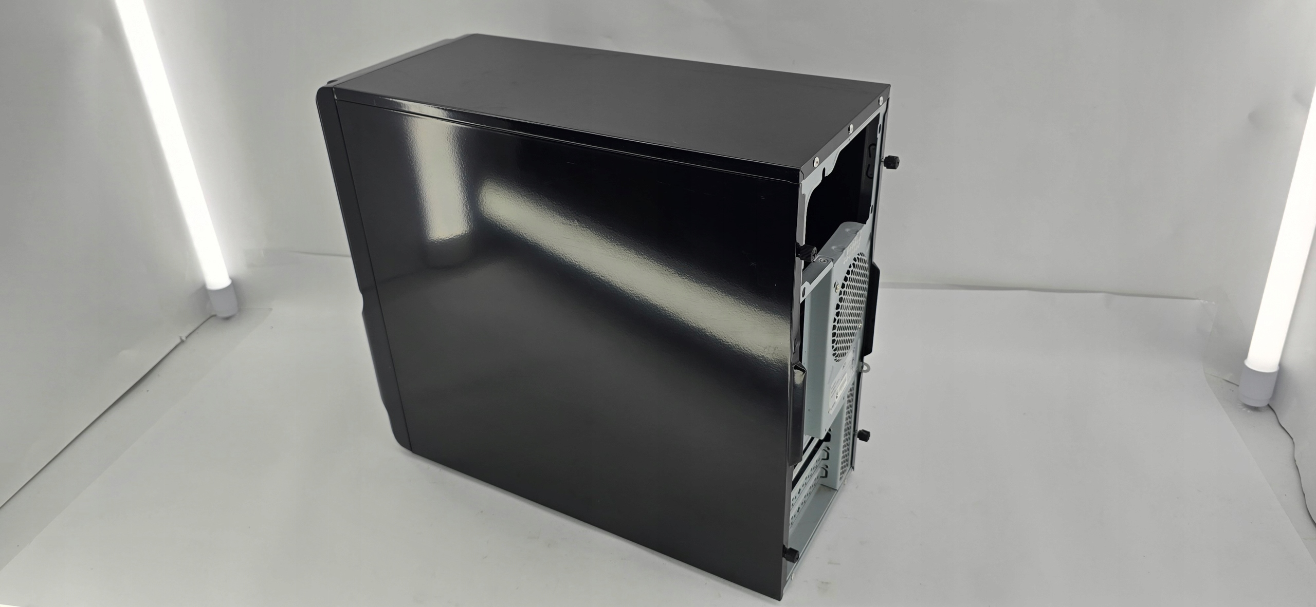 Obudowa PC mATX iBOX FORNAX 5004 Mini Tower 2xUSB 3.0 AUDIO SD + Win 7 HOME Producent IBox