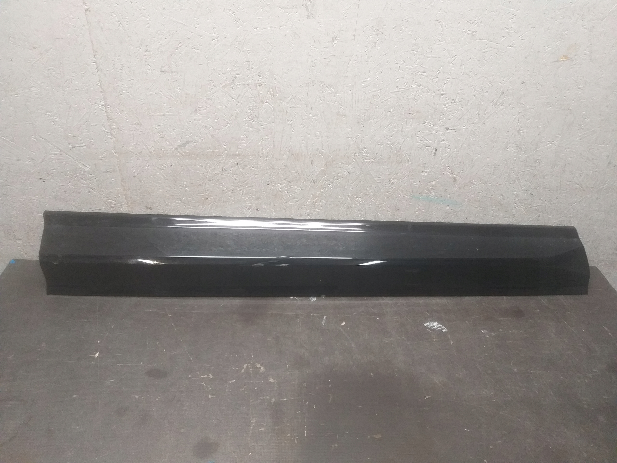 door moulding right front VOLVO XC60 II 2 17- 31440302