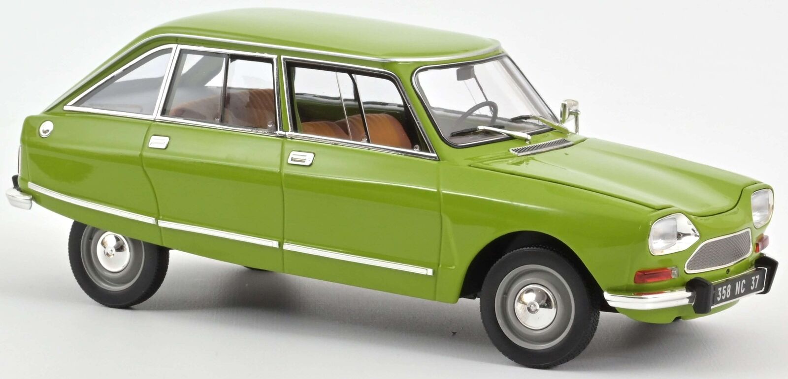Norev Citroen Ami 8 Club 1969 Iris Green 1:18