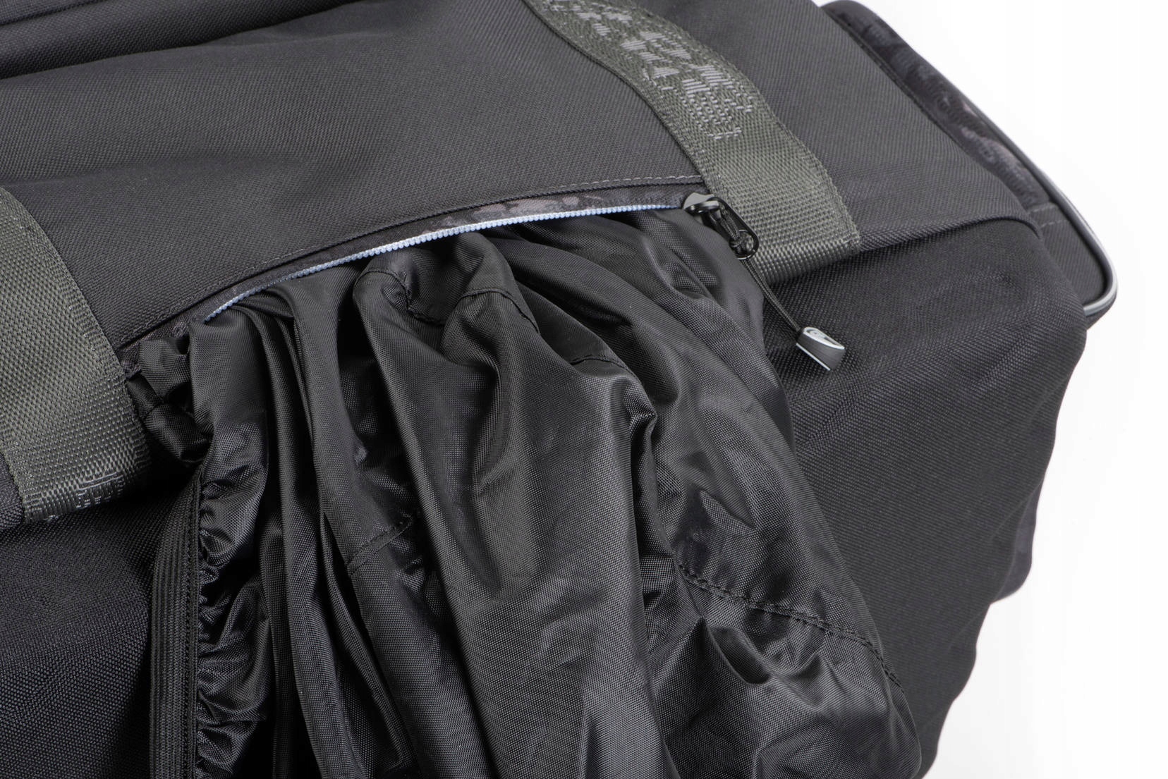 Torba Fox Rage CARRALL 41 l czarny Kolor dominujący czarny