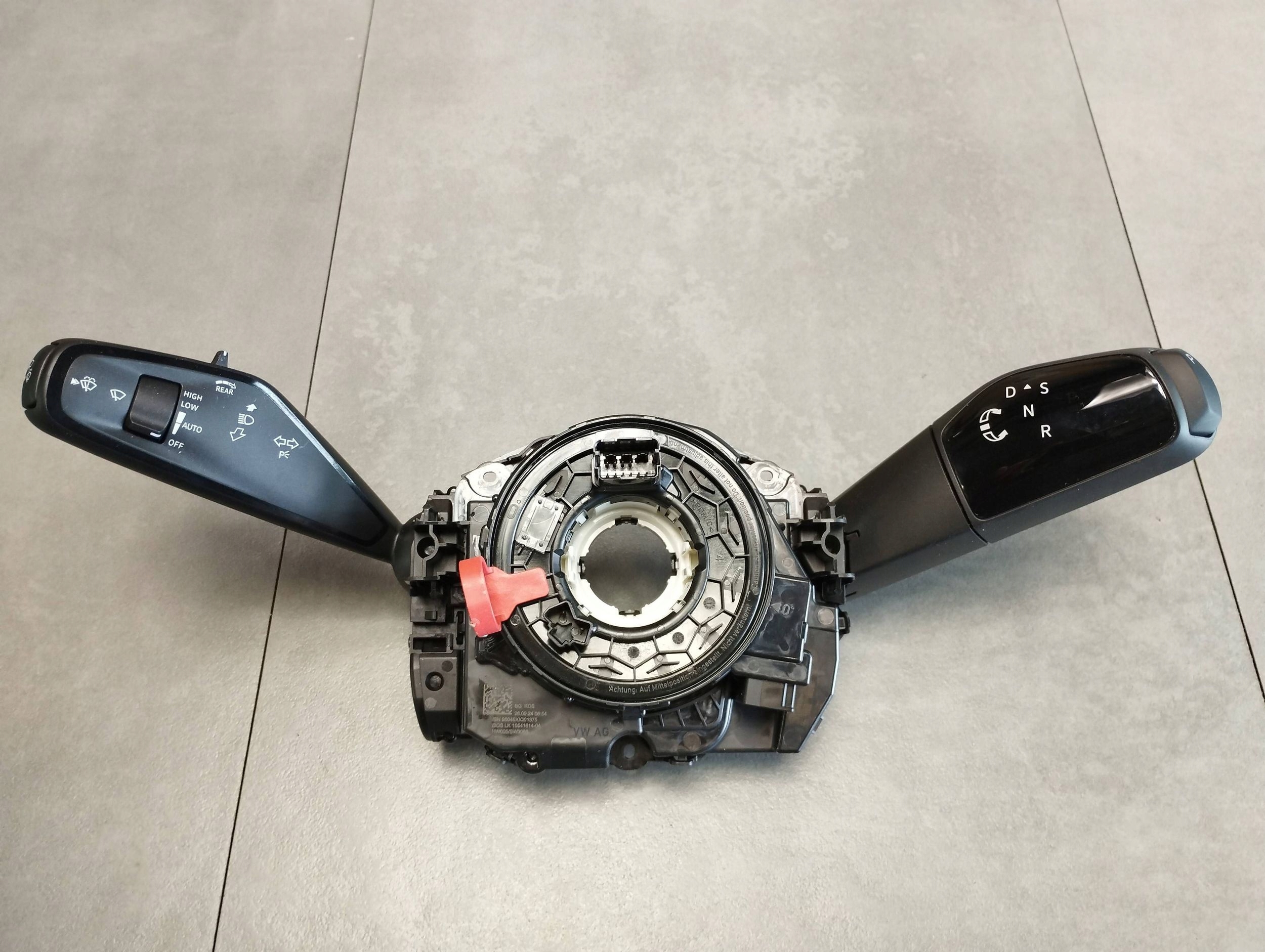 Volkswagen Tiguan 2025 DEVIO LUCI TERGICRISTALLO TERGI 1EE953507M